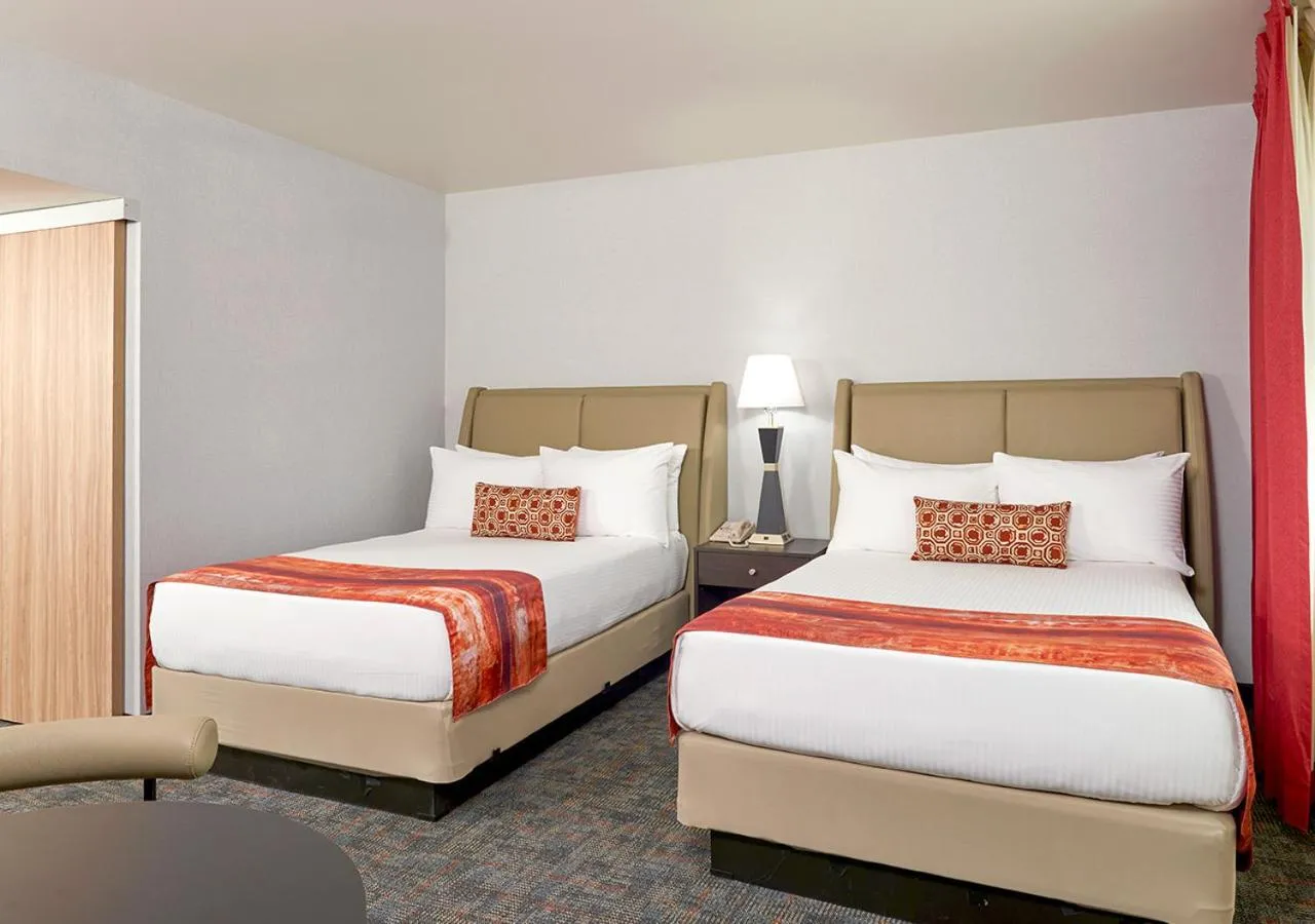 Bed in Four Queens Hotel and Casino