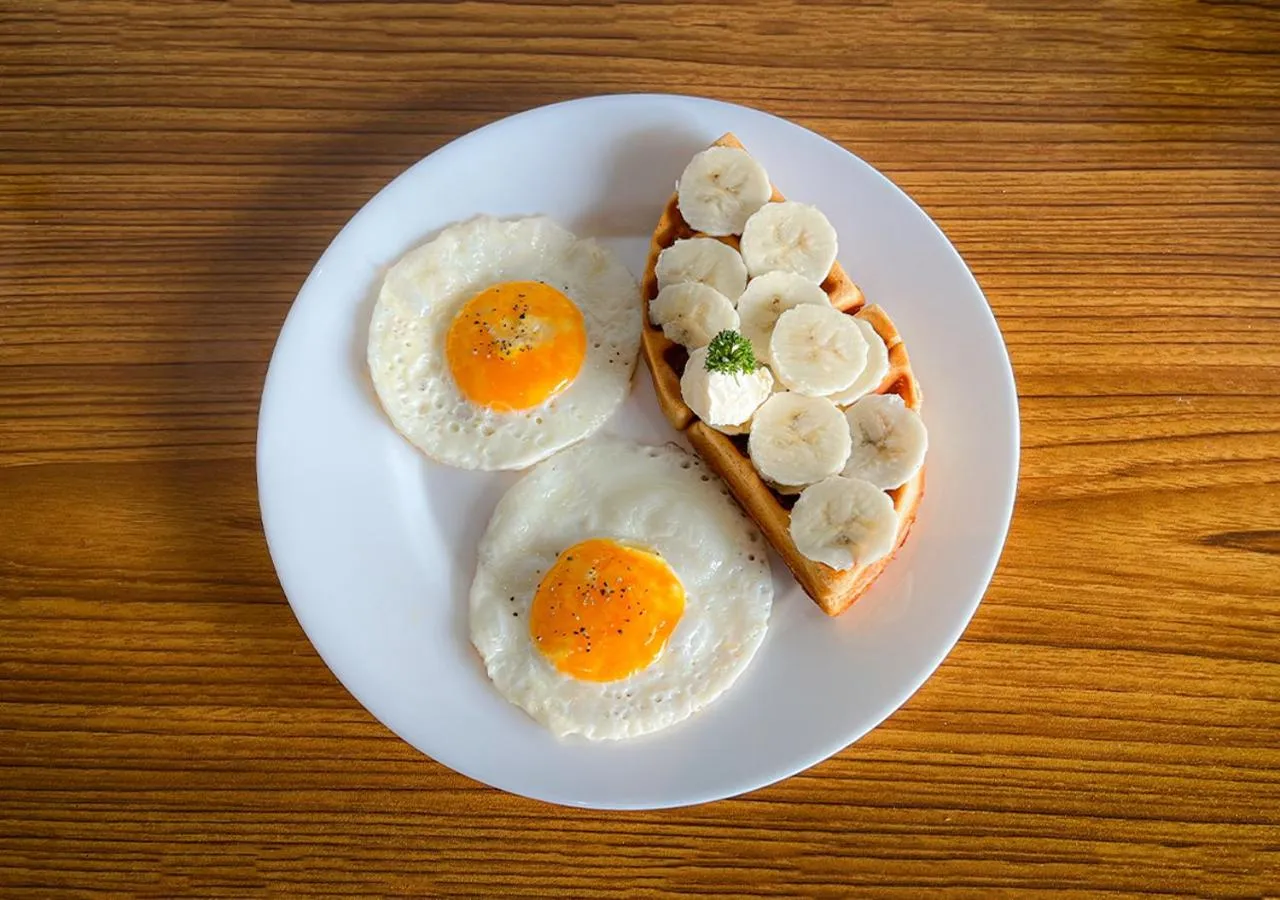 Continental breakfast in The Yellow Capsule Cancun Close to Airport