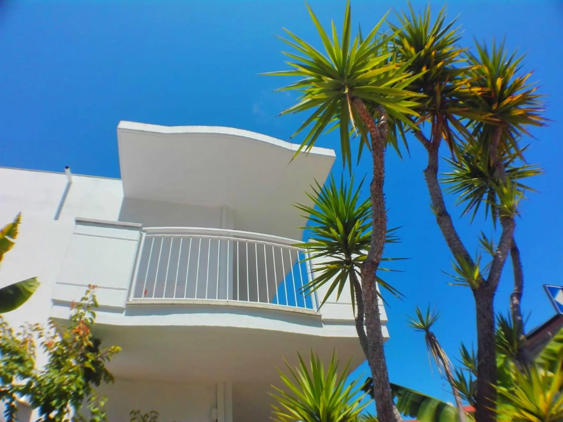 Facade/entrance in Hotel Villa Cesare B&B