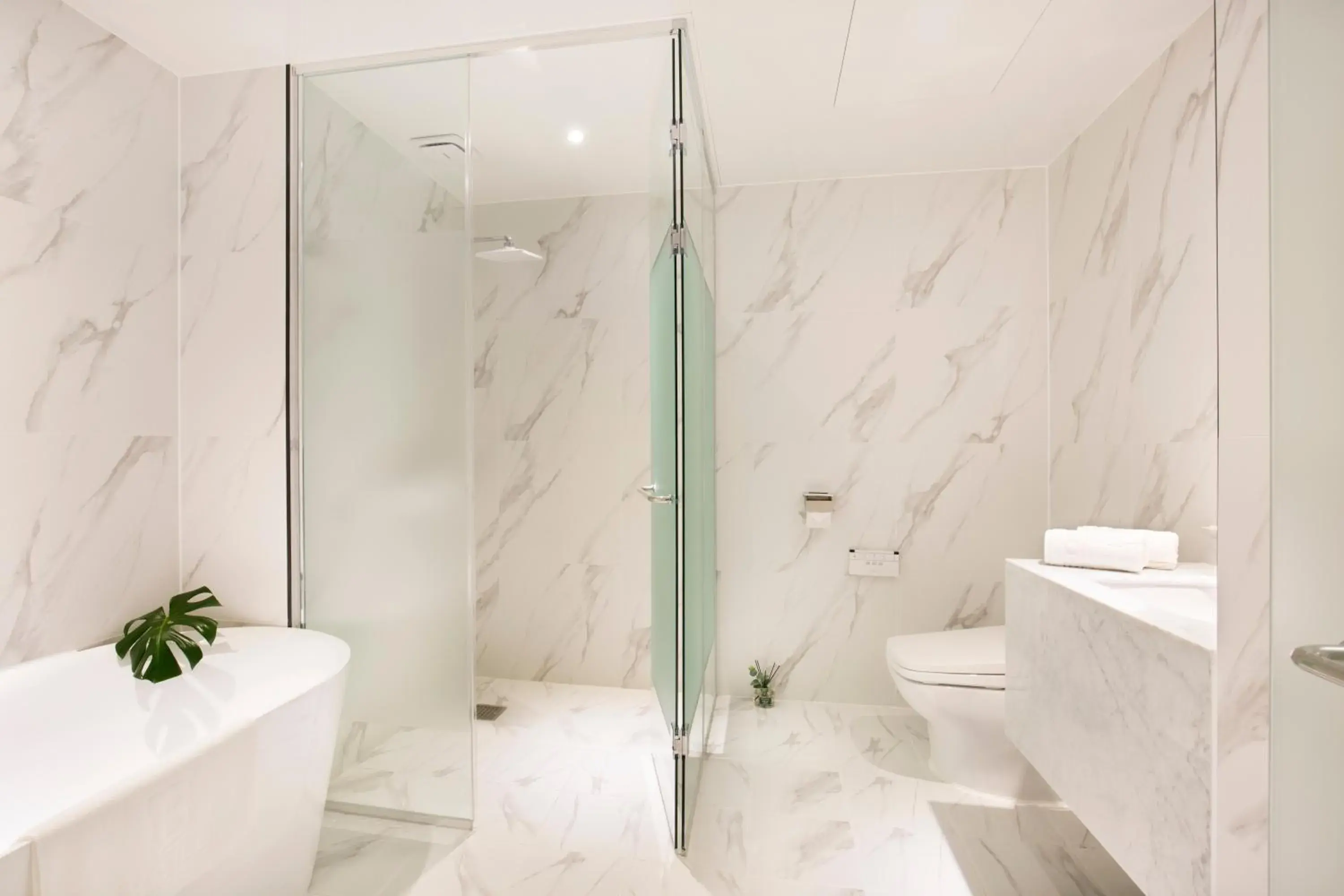 Twin Room with Lake View in Brown Dot Hotel Jinju Twin Room with Lake View in Brown Dot Hotel Jinju