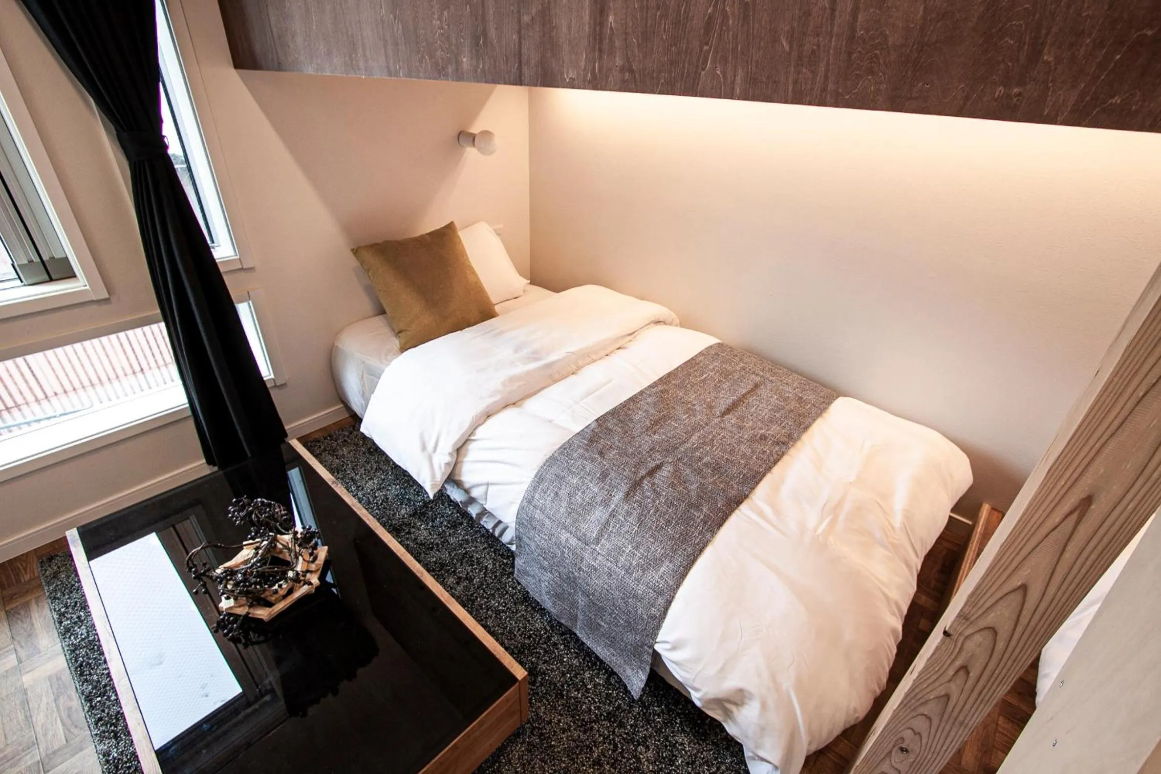 Bed in GRAND CAVE YOKOHAMA