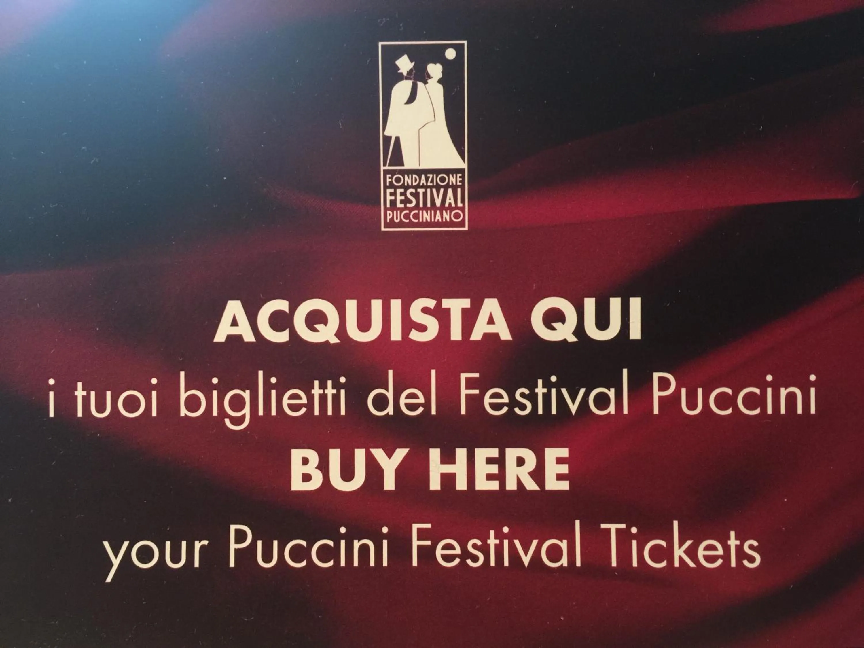 Text overlay in La Chandelle