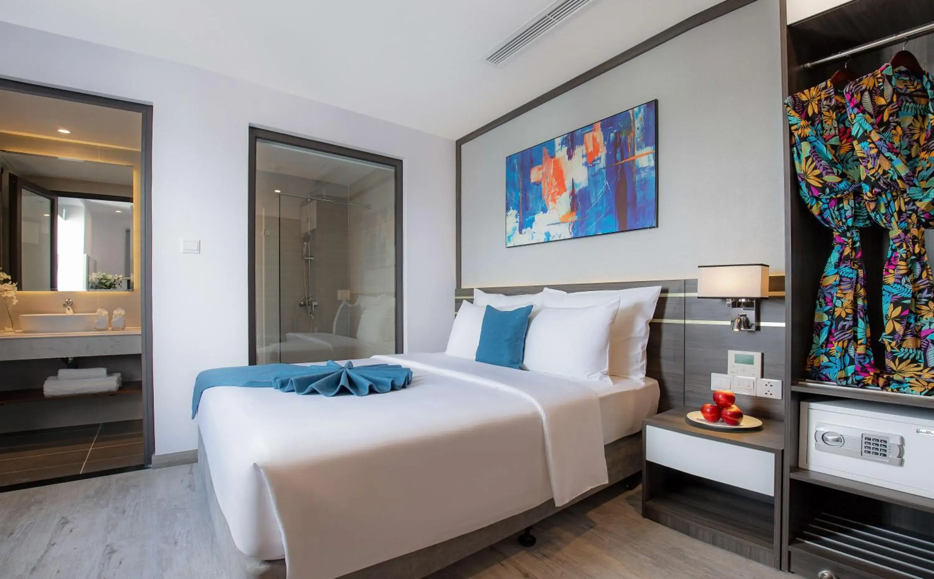 Superior Double Room with Window - single occupancy in Seana Hotel Superior Double Room with Window - single occupancy in Seana Hotel