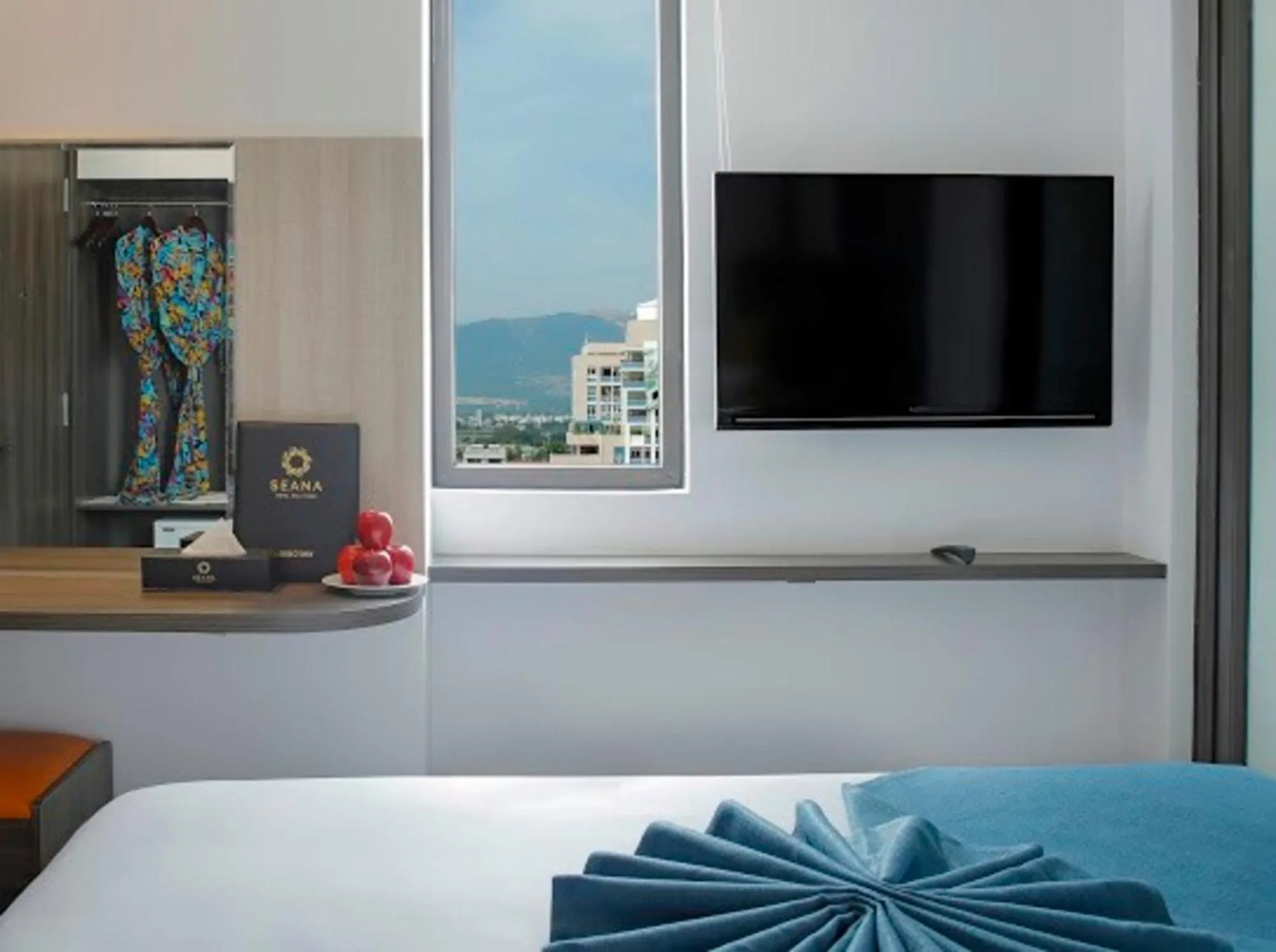 Property building, Bed in Seana Hotel