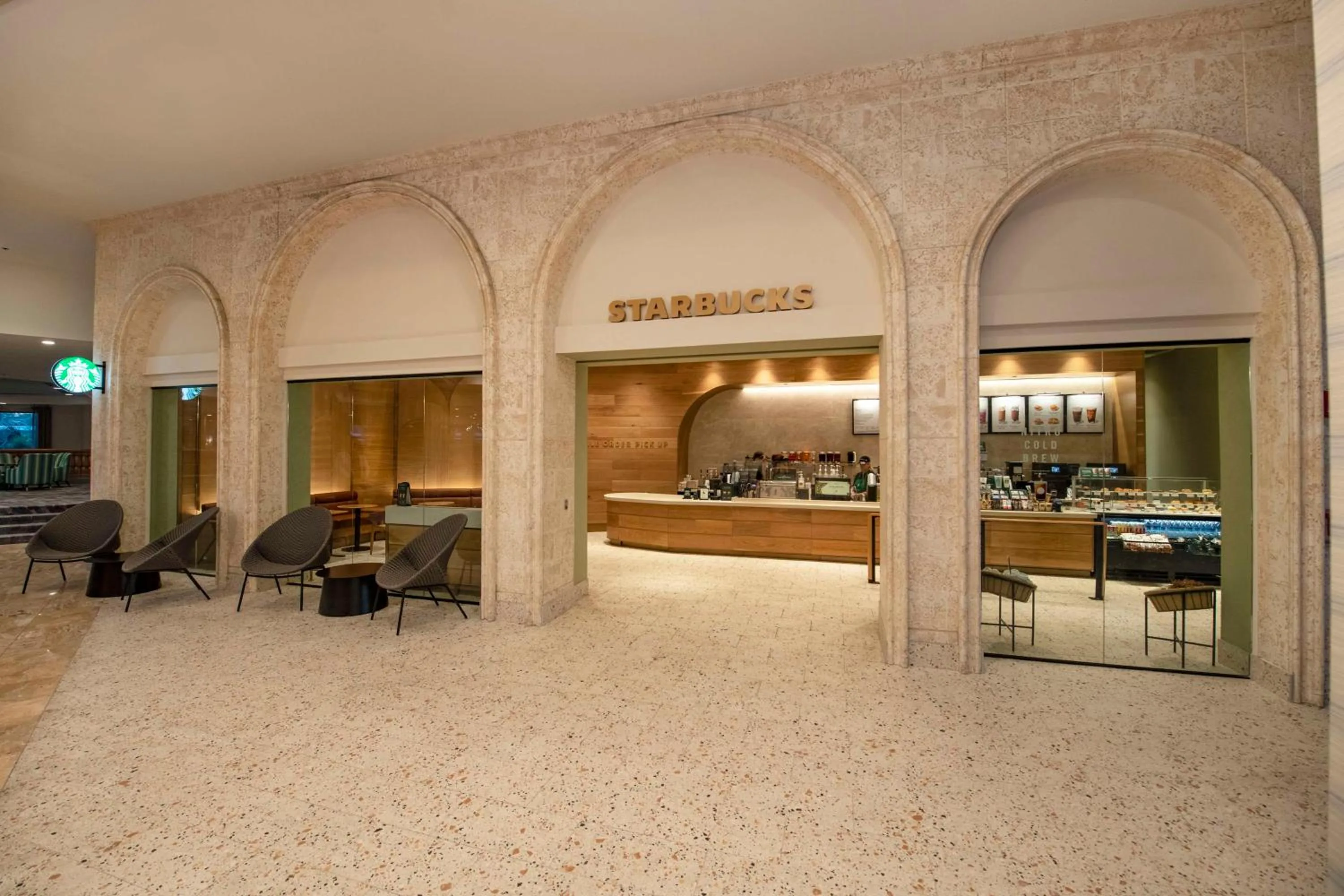 Restaurant/places to eat, Bed in Caribe Royale Orlando