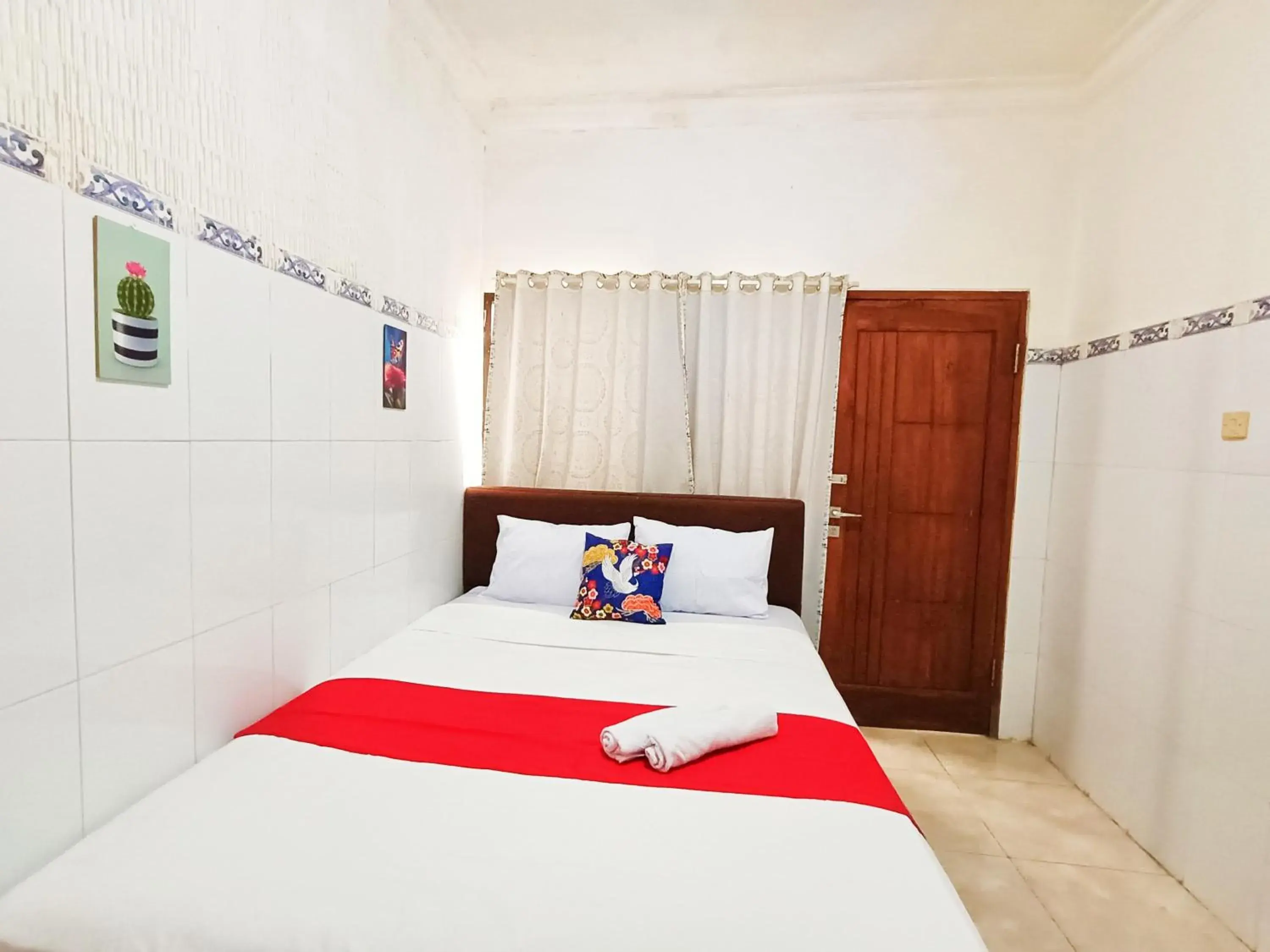 Standard Double Room in Hotel O Mahveen Suhat Homestay Standard Double Room in Hotel O Mahveen Suhat Homestay