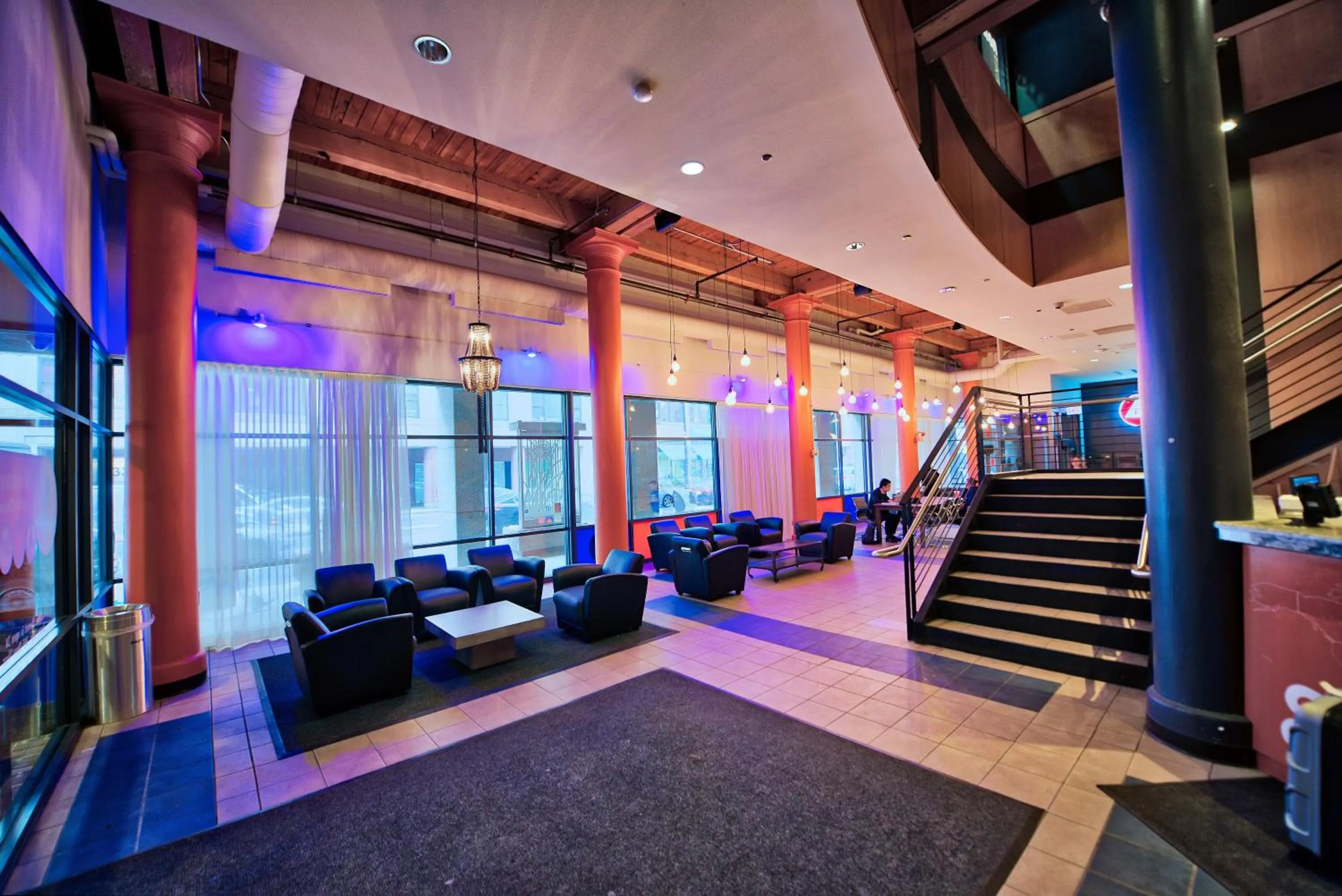 Lobby or reception in HI Chicago Hostel