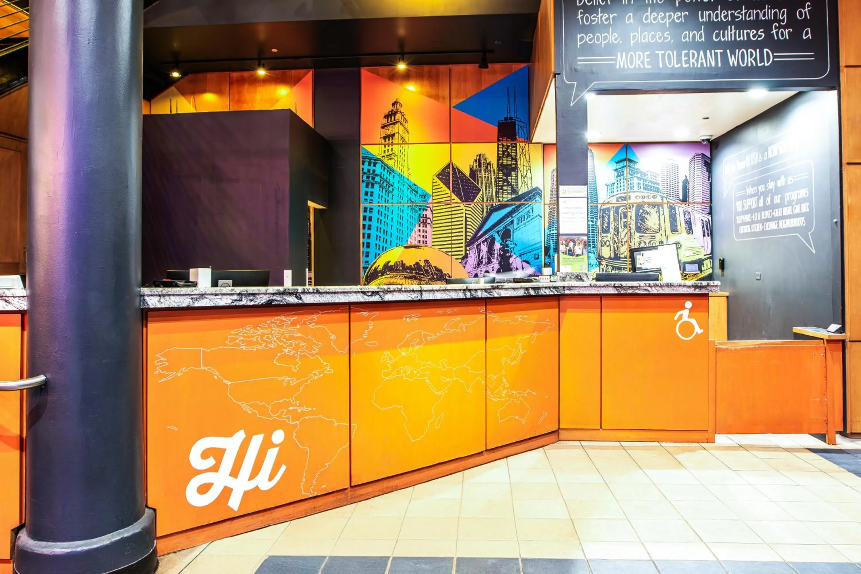 Lobby or reception in HI Chicago Hostel