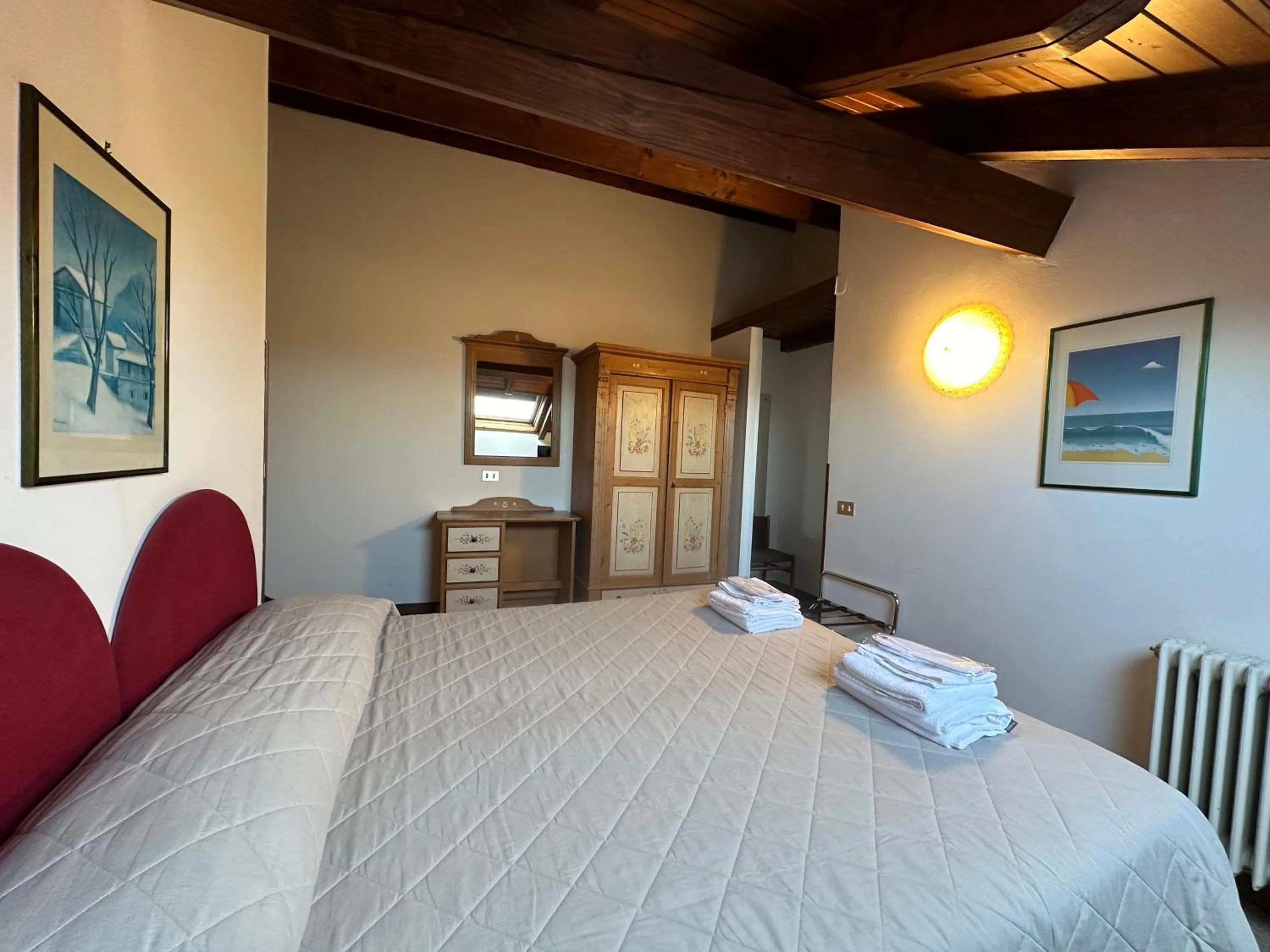 Bed in Hotel Alpi - Foza