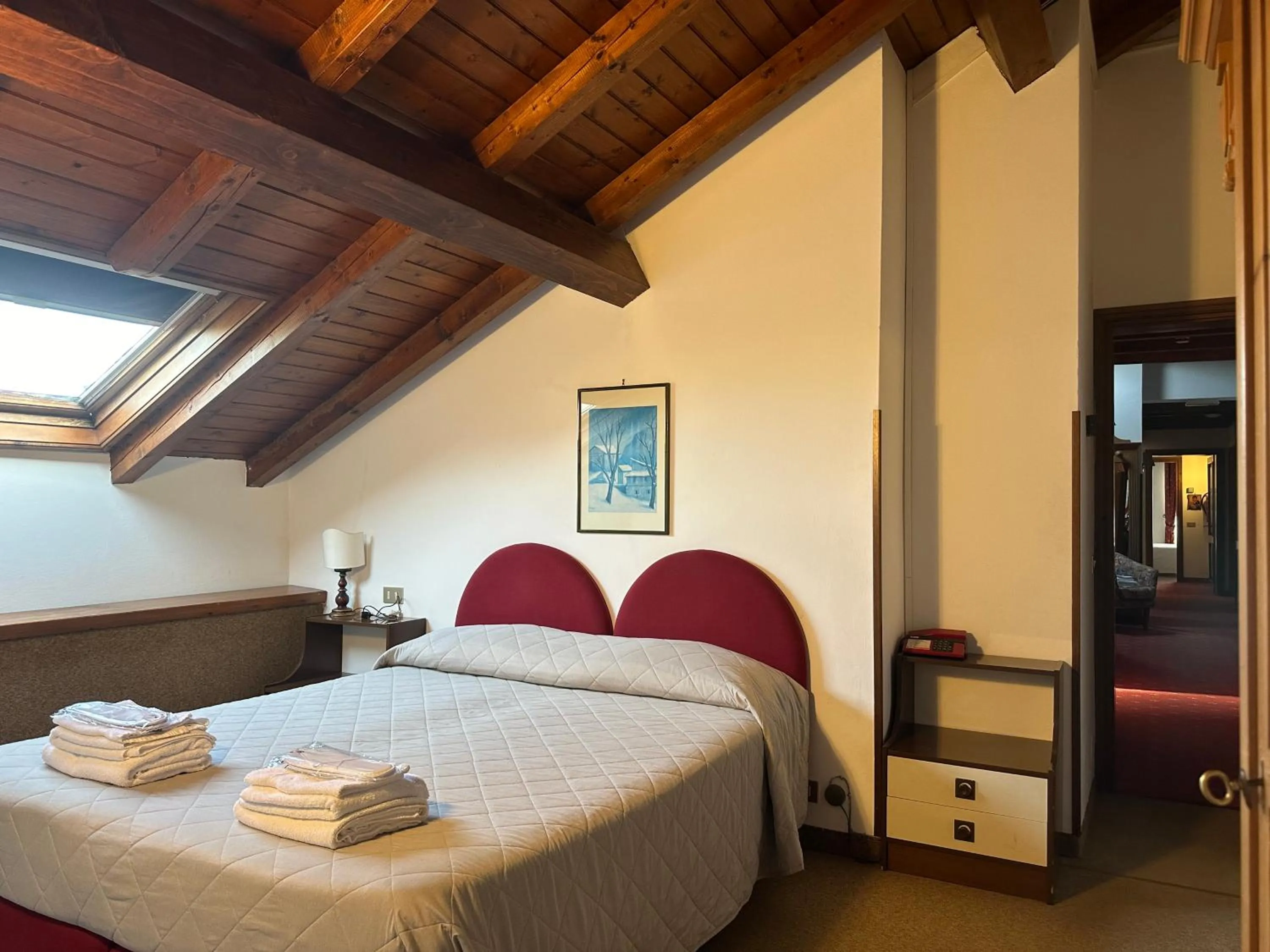 Bed in Hotel Alpi - Foza