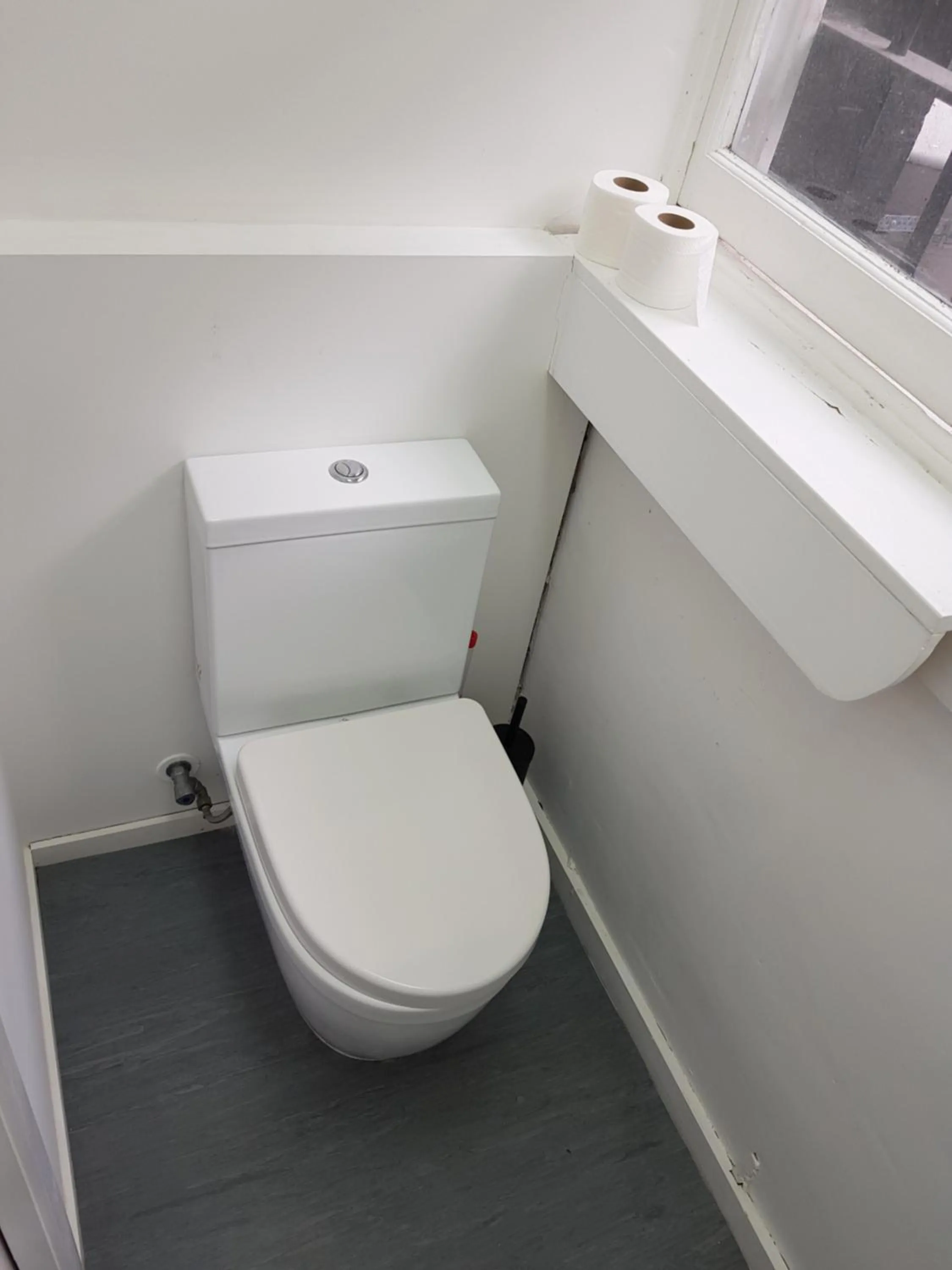 Toilet in HIT Hostel