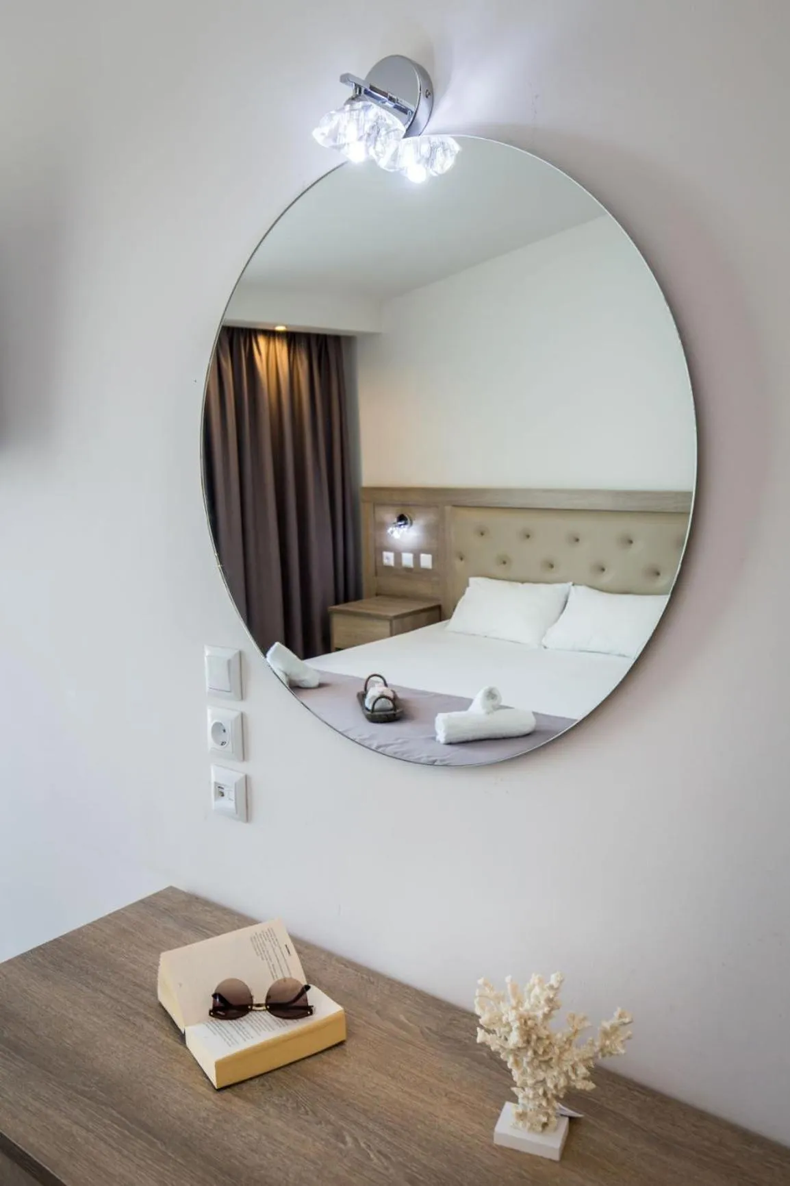 Decorative detail, Bed in Green Bay