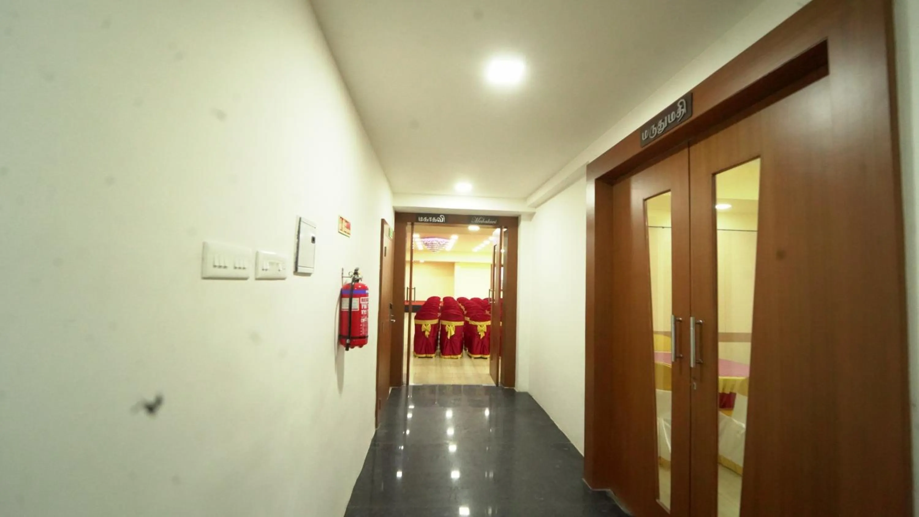 Banquet/Function facilities in Kfour Apartment & Hotels Private Limited