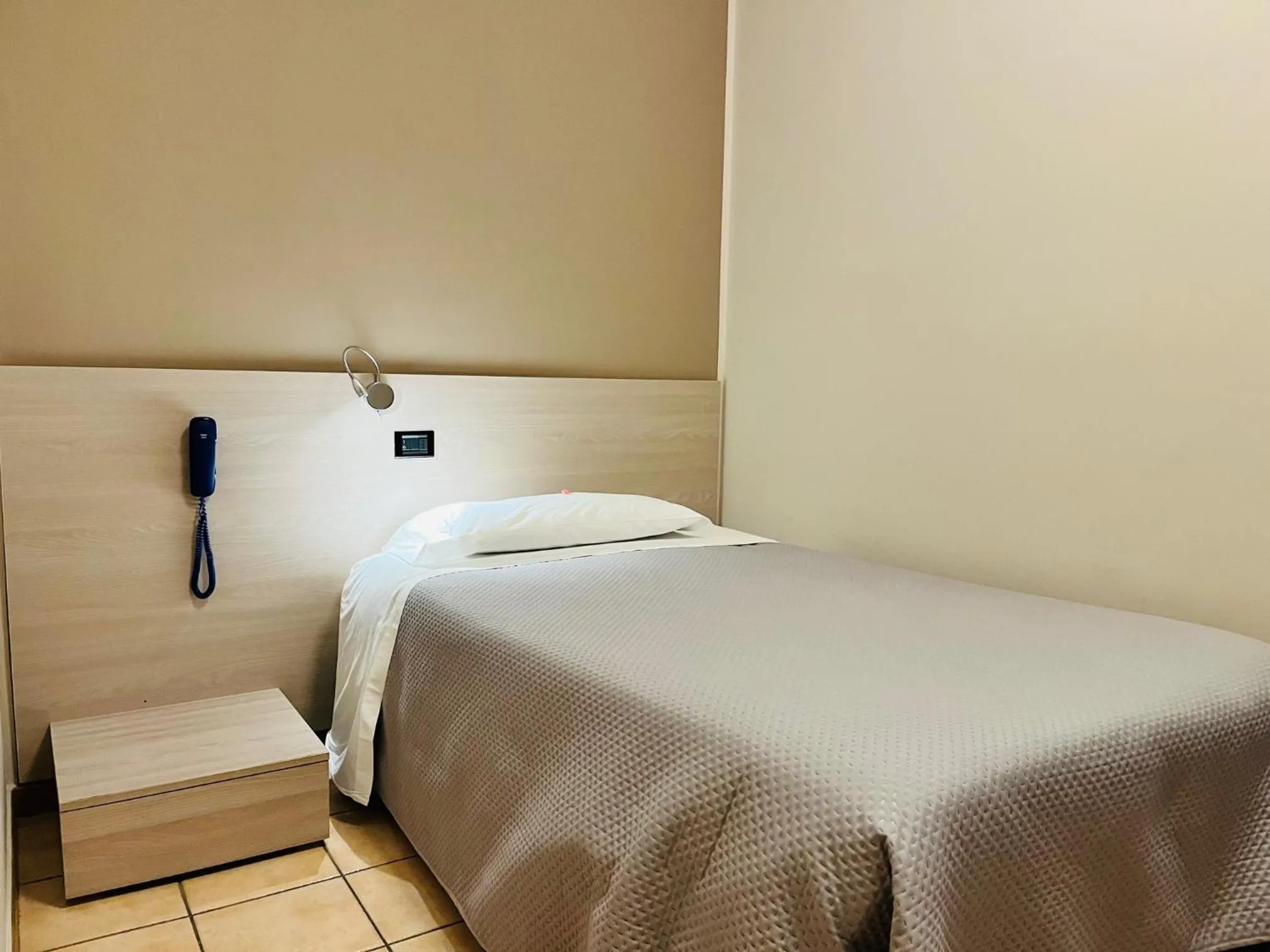 Bedroom, Bed in Magic Hotel