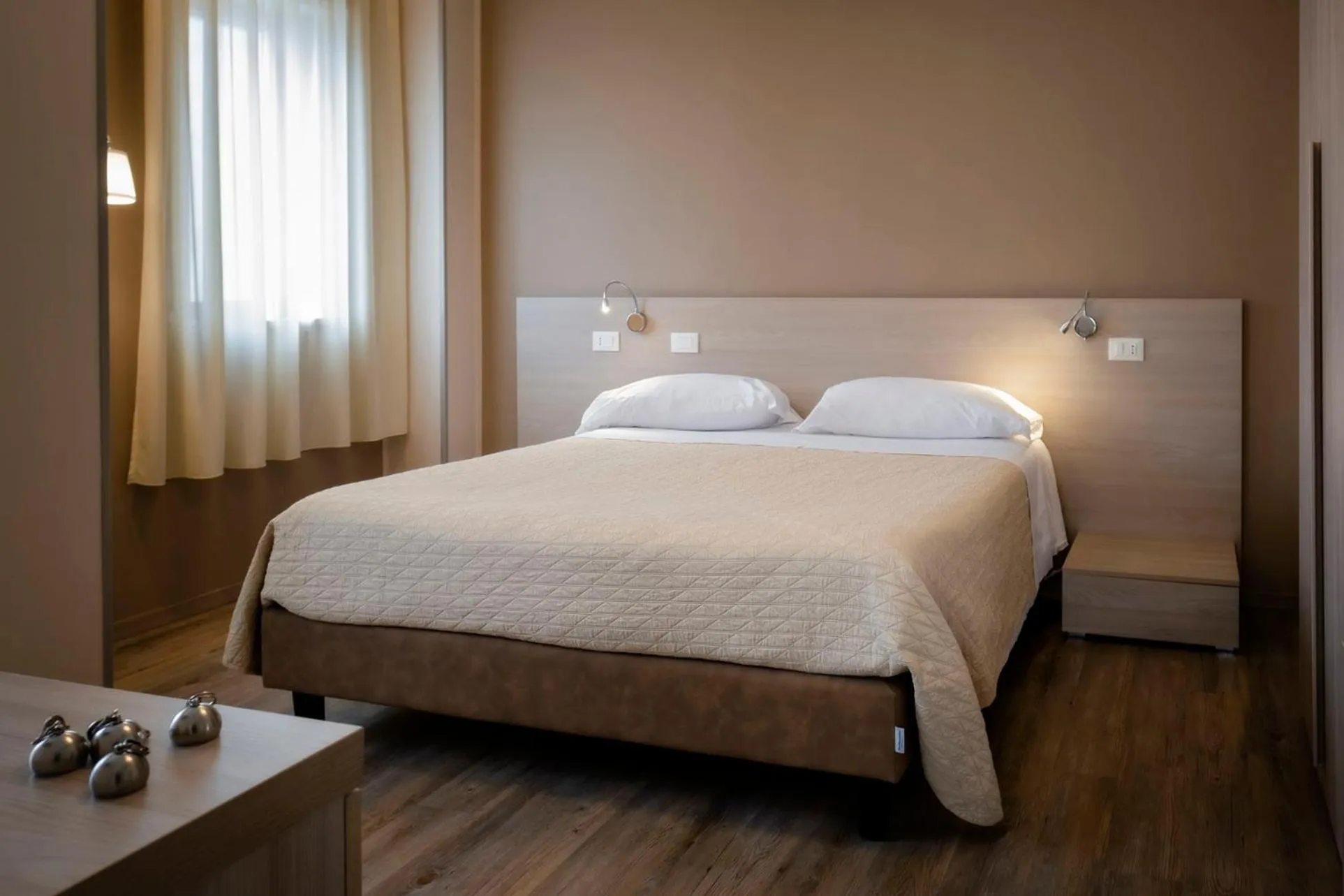 Bedroom, Bed in Magic Hotel