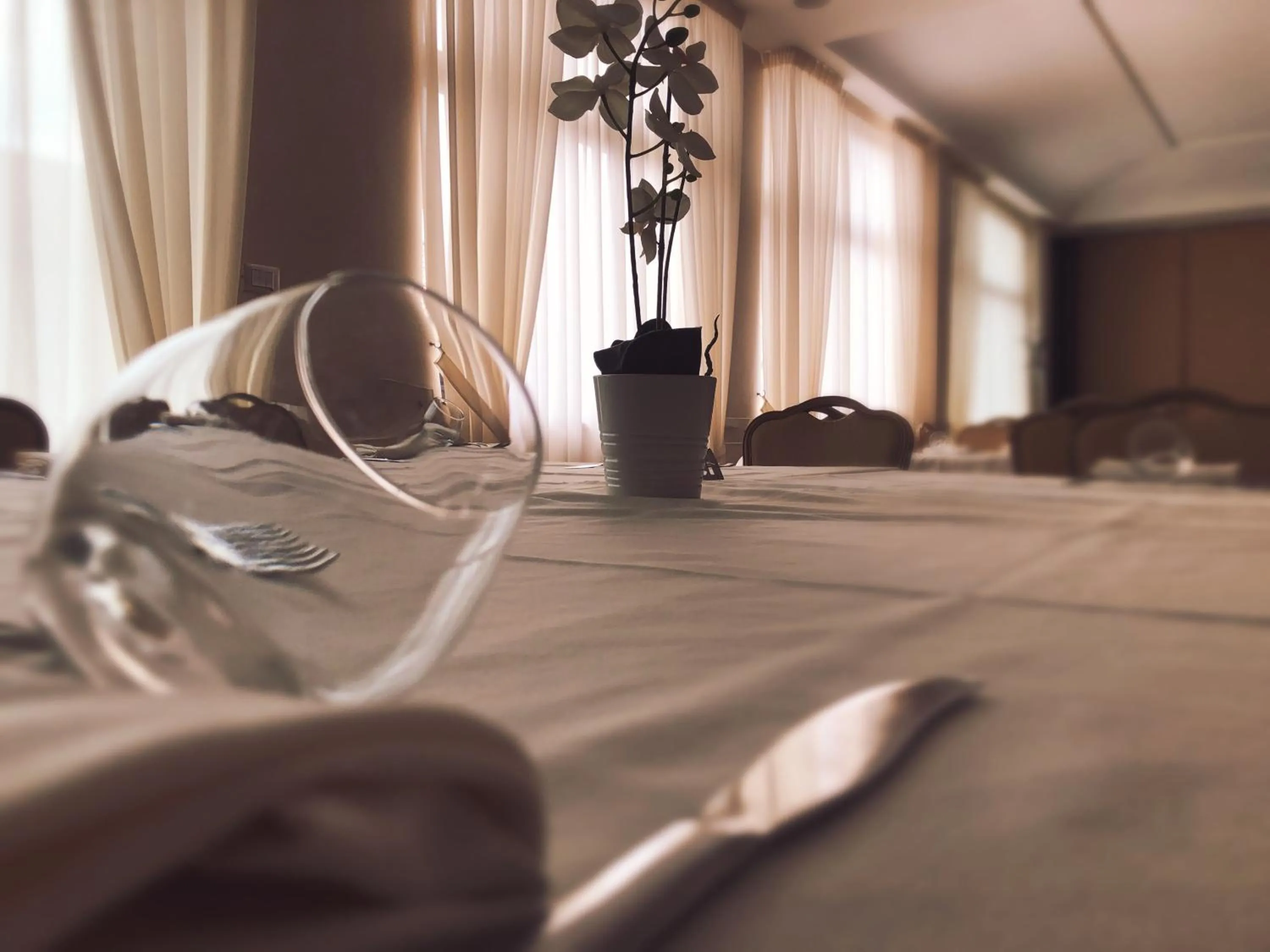 Restaurant/places to eat in Magic Hotel