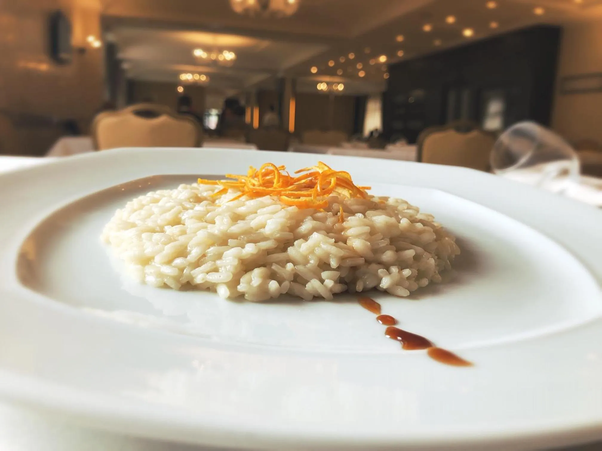 Food and drinks in Magic Hotel