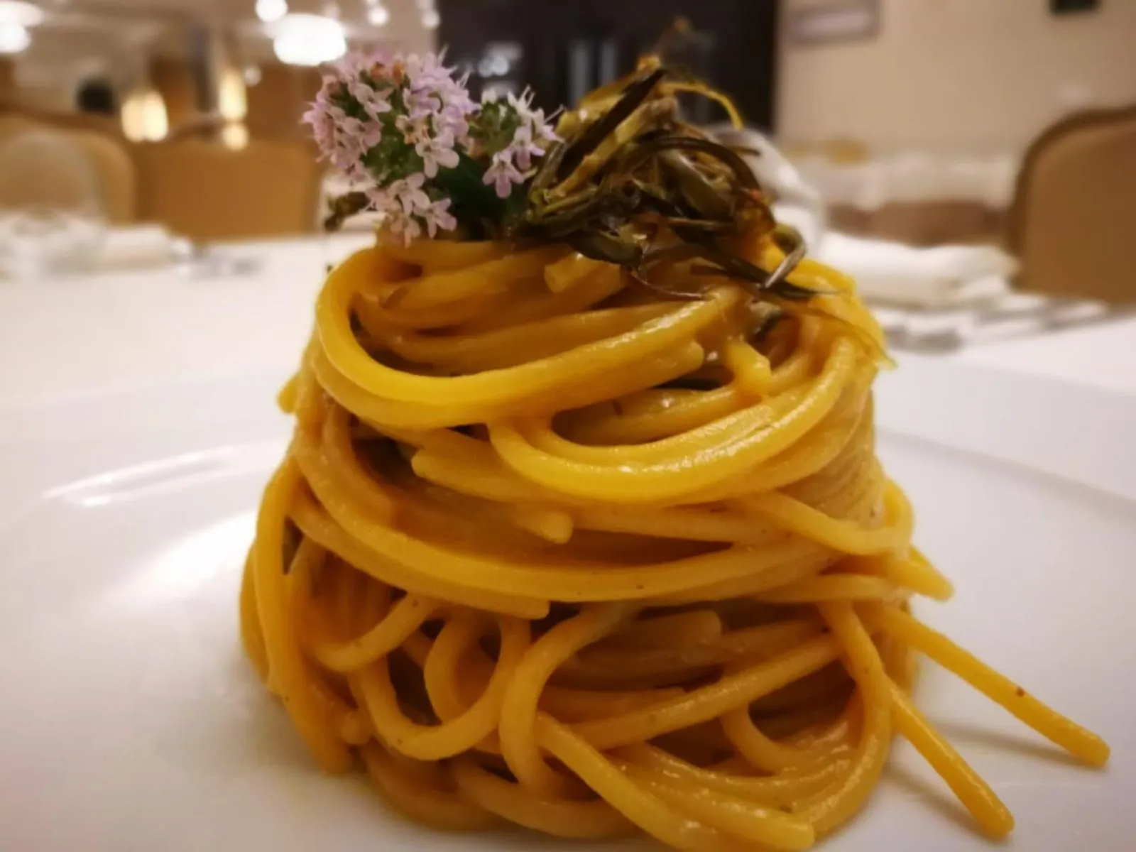 Food and drinks in Magic Hotel