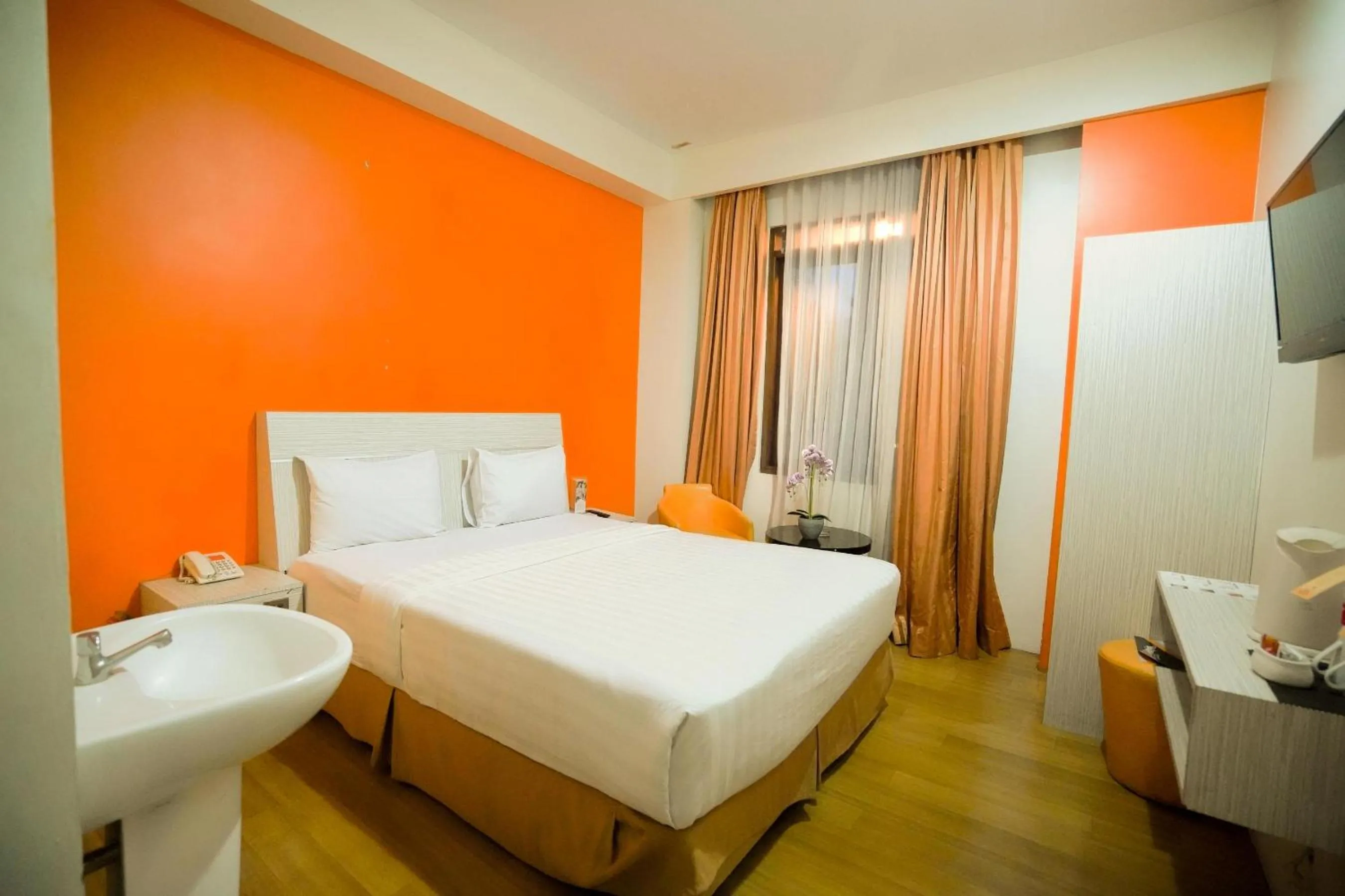 Bed in Sabda Alam Hotel & Resort