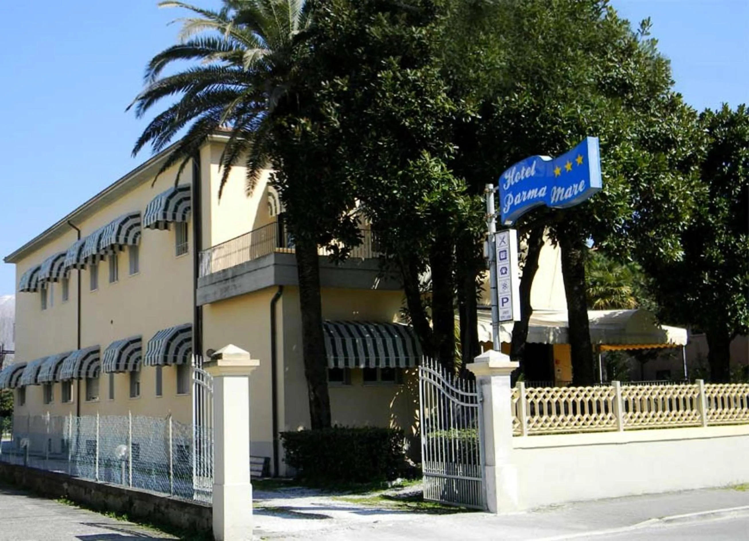 Facade/entrance in Hotel Parma Mare