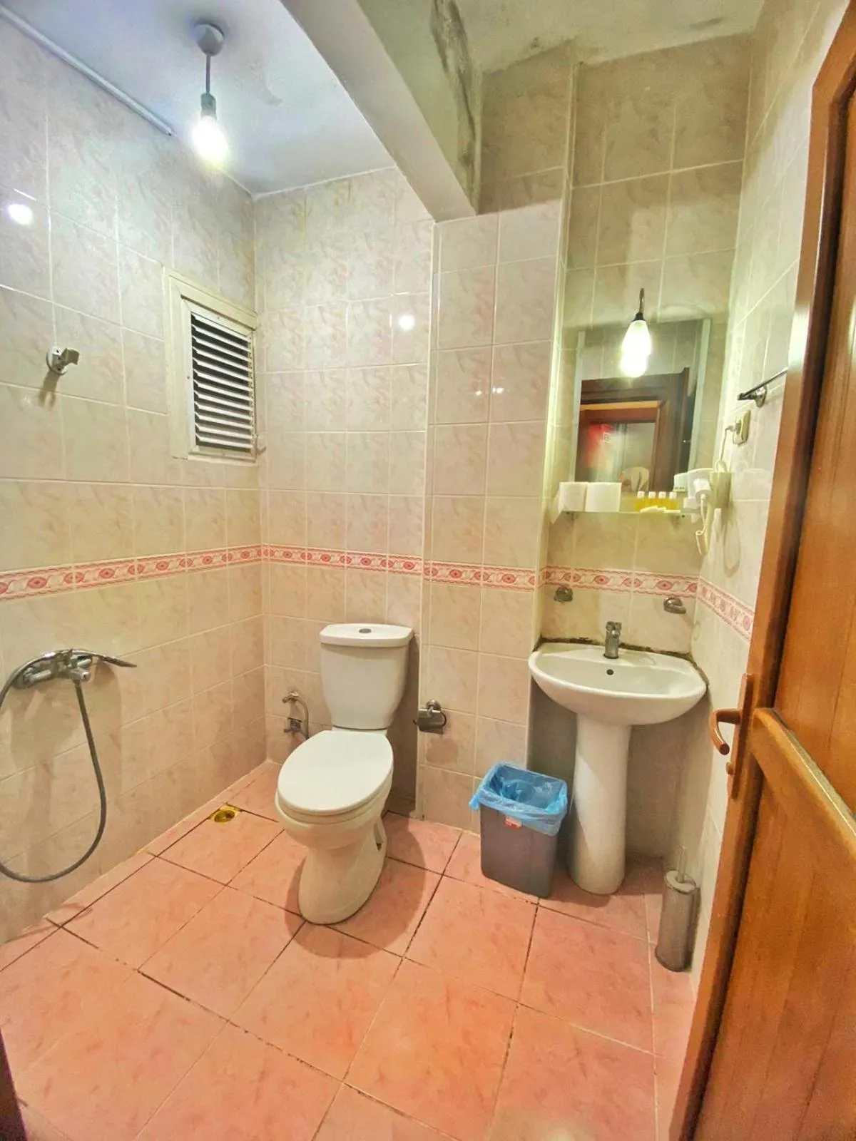 Bathroom in Ulubat Castle Hotel