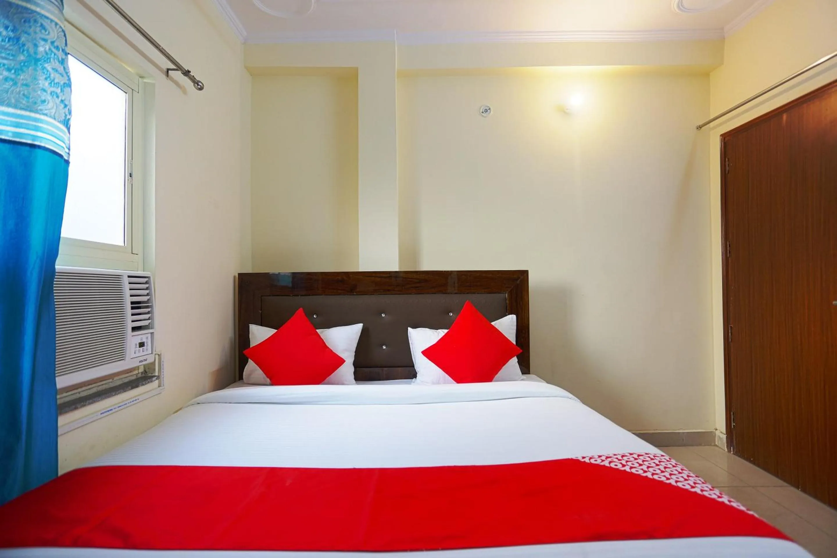 Bedroom, Bed in Hotel O Karan Residency