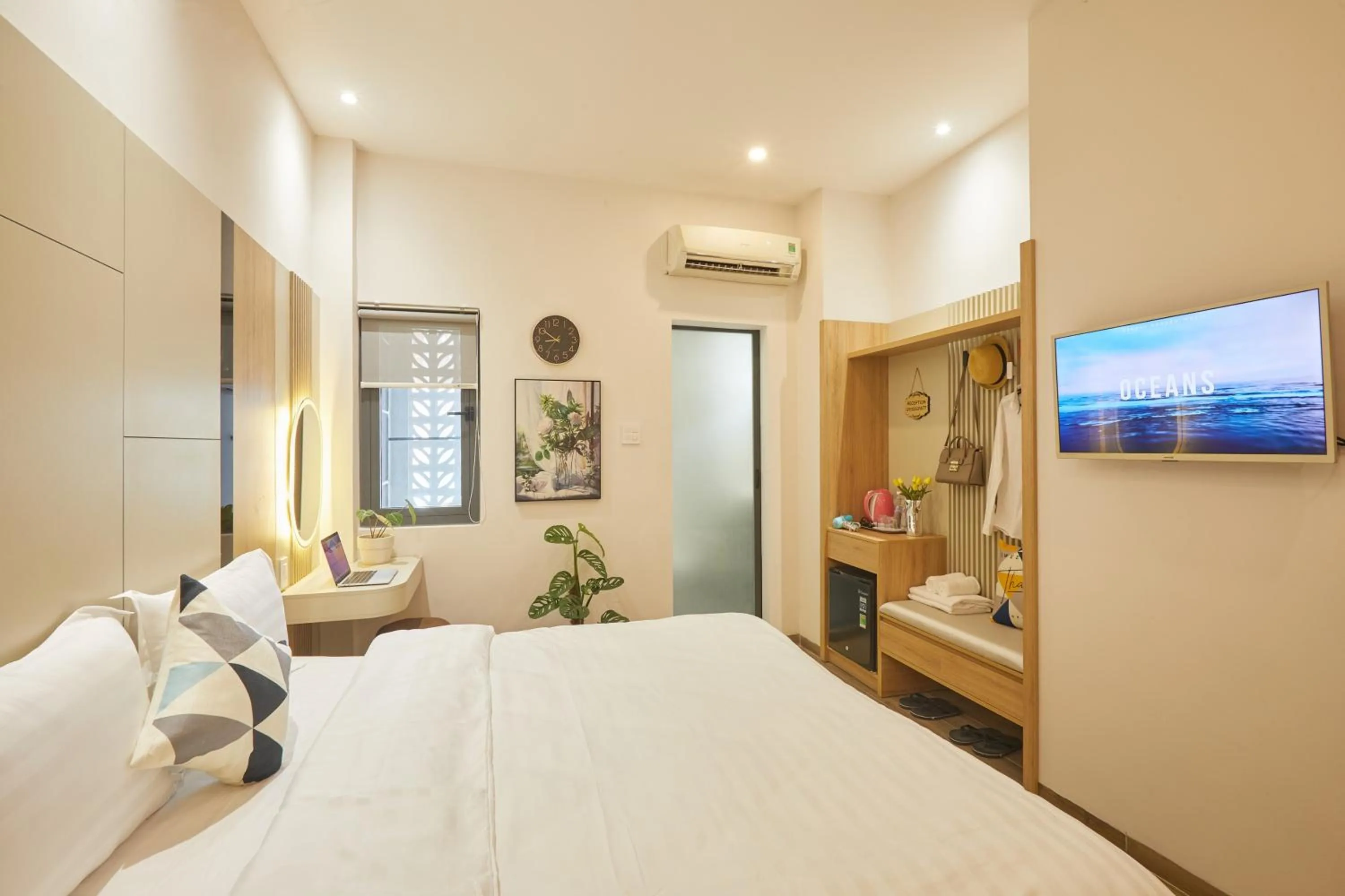 Bed in Lux Quy Nhon Homestay