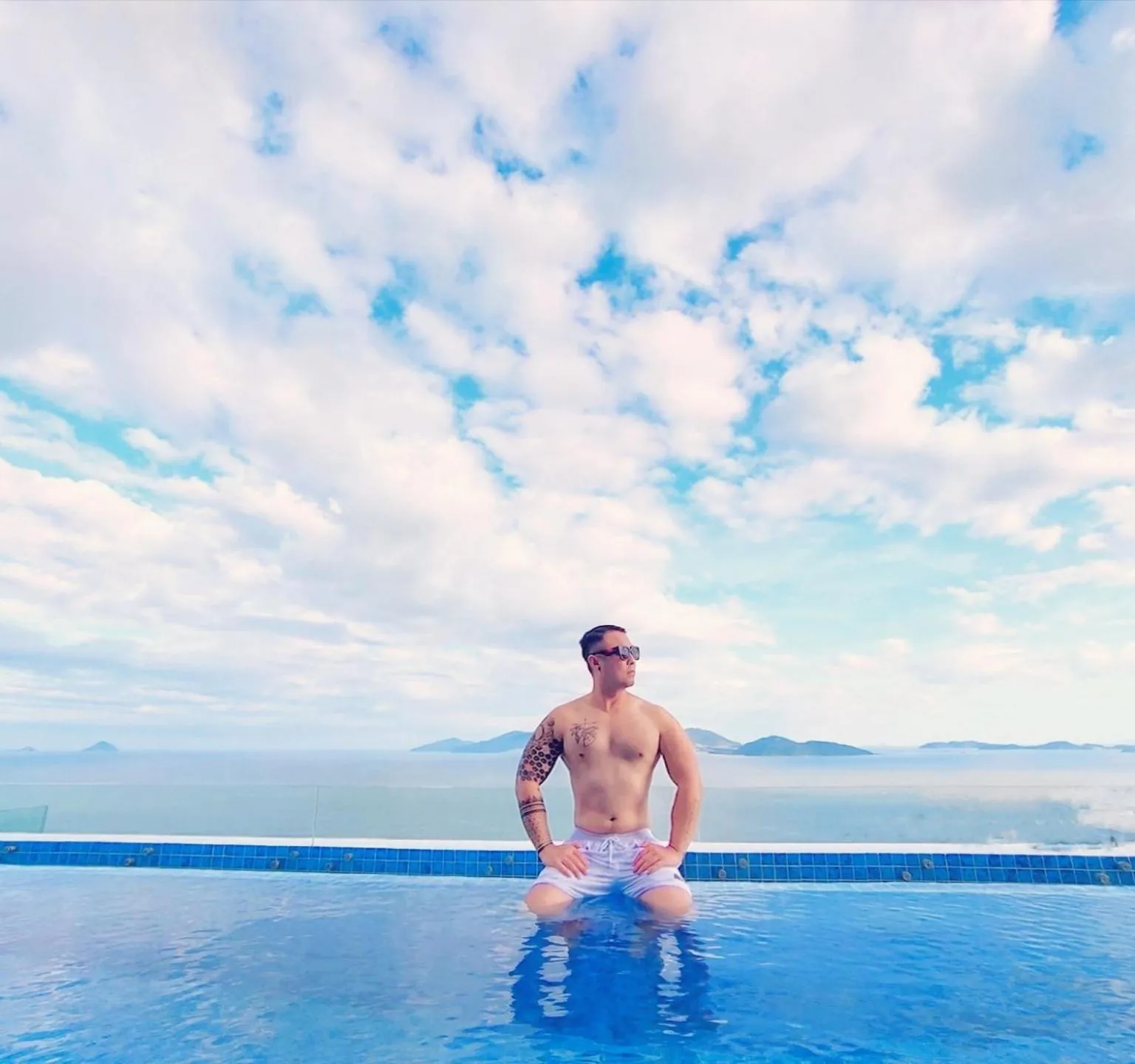 Swimming pool in Senia Hotel Nha Trang