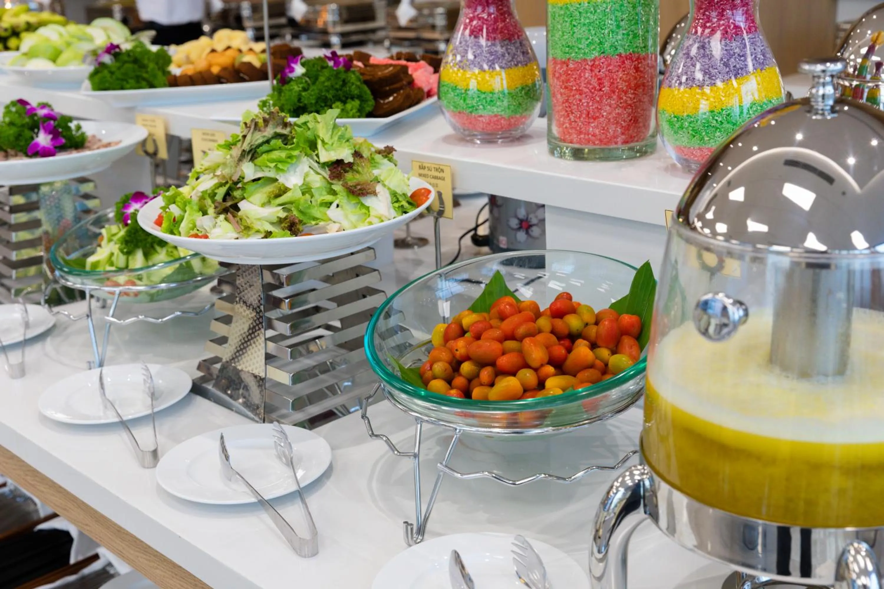 Restaurant/places to eat in Senia Hotel Nha Trang