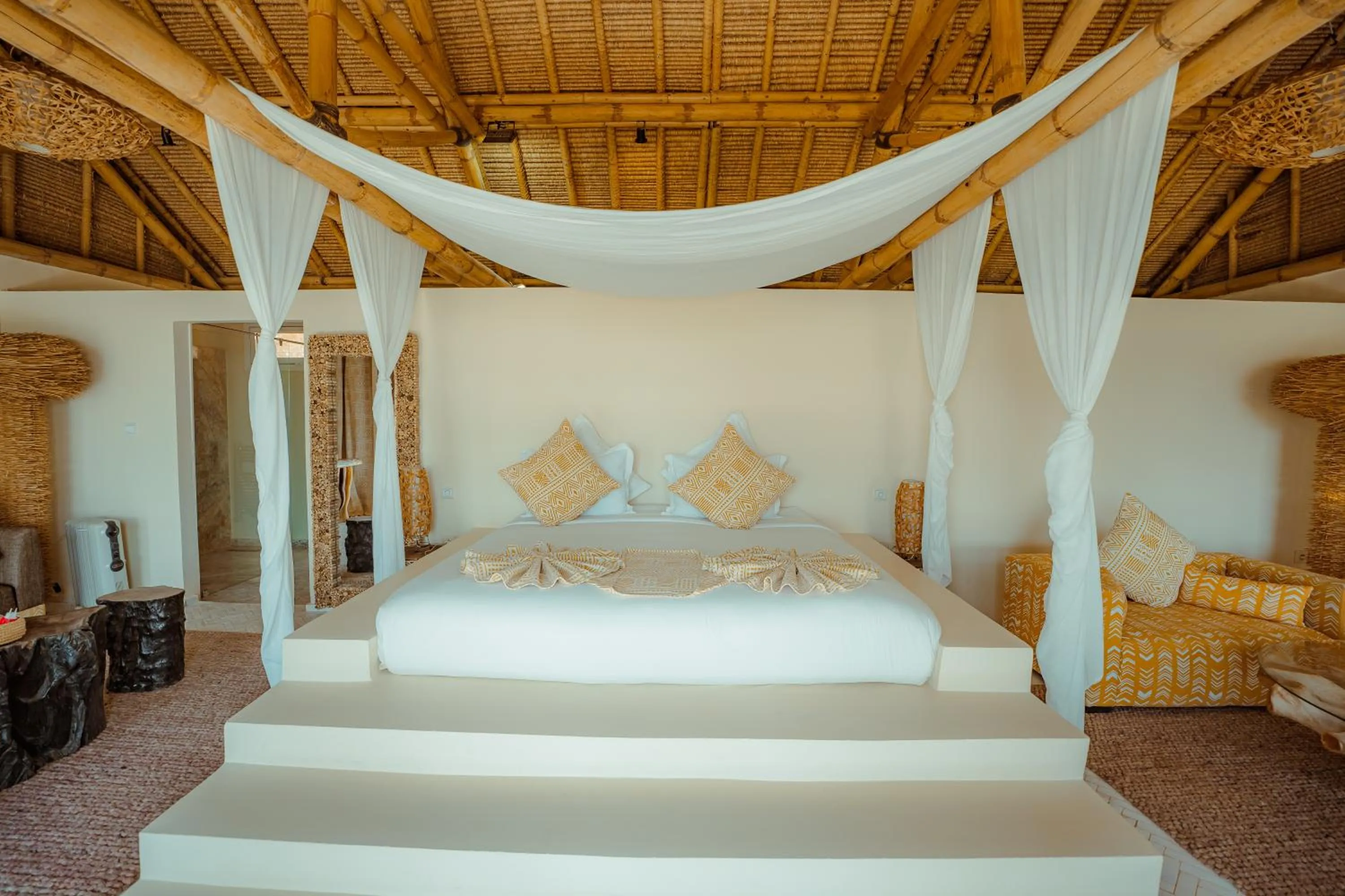Bed in La Crique Nature & Spa