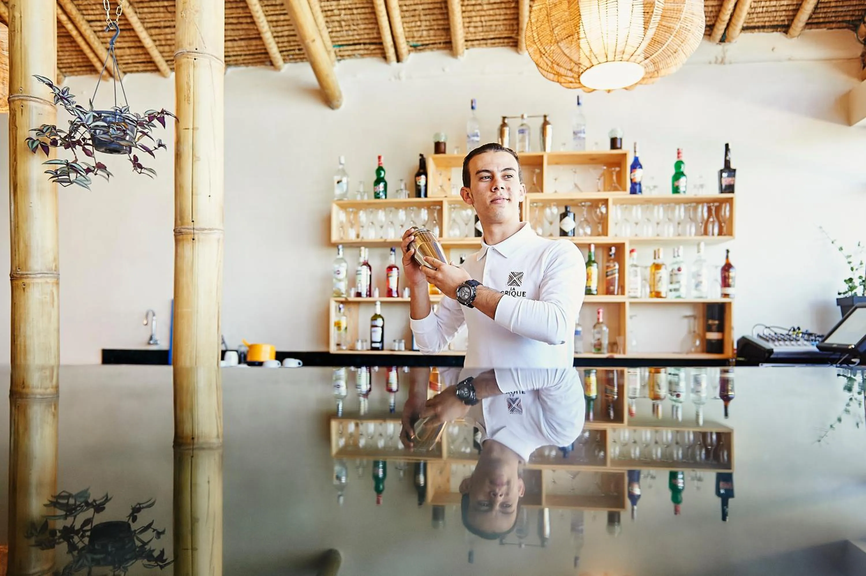 Lounge or bar in La Crique Nature & Spa