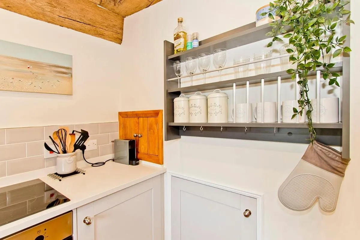 Kitchen or kitchenette in Abbey Nest