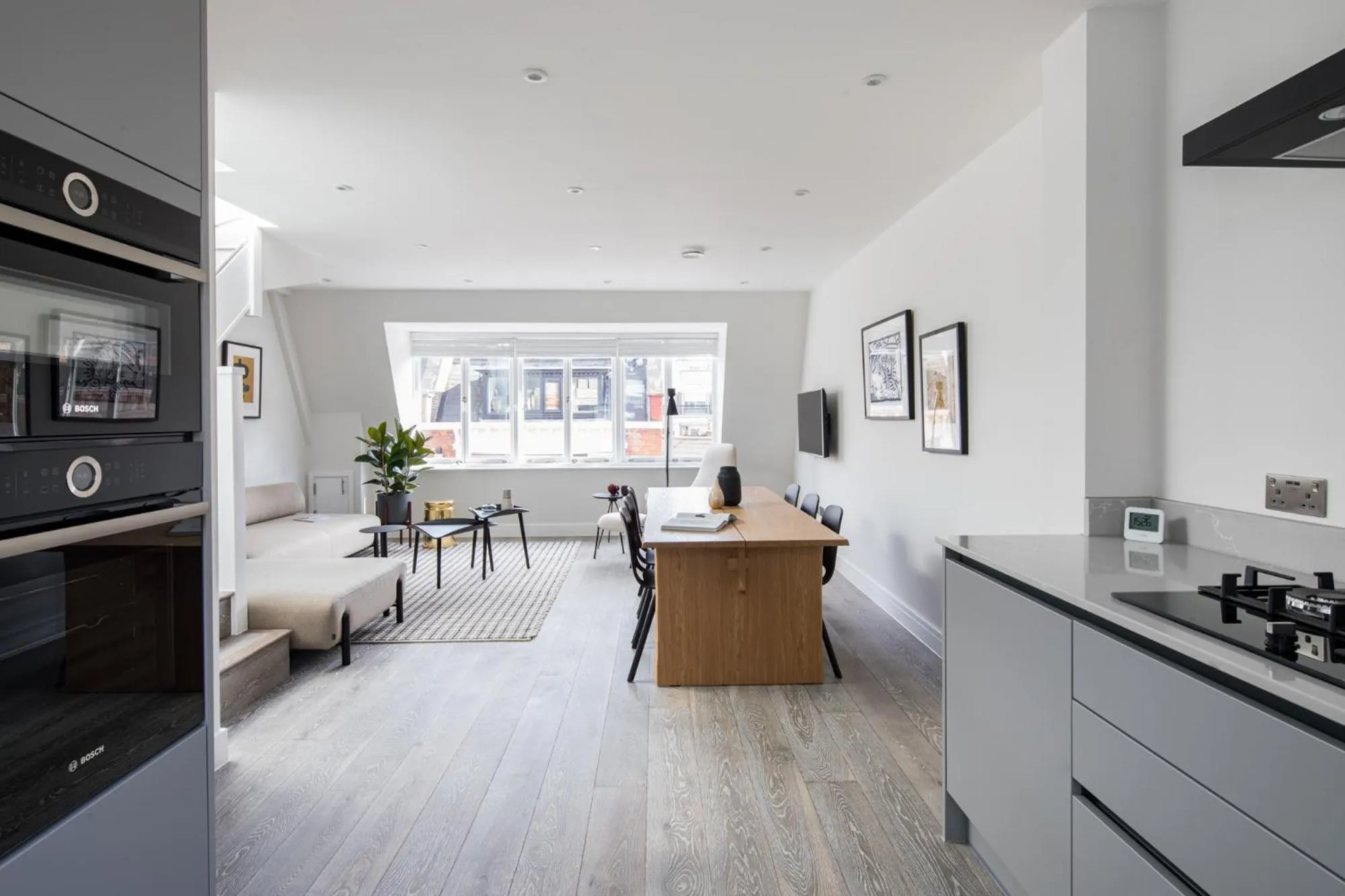 Photo of the whole room in Hausd - Leicester Square