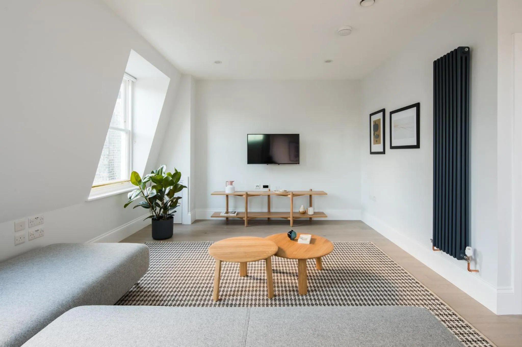 TV and multimedia in Hausd - Leicester Square