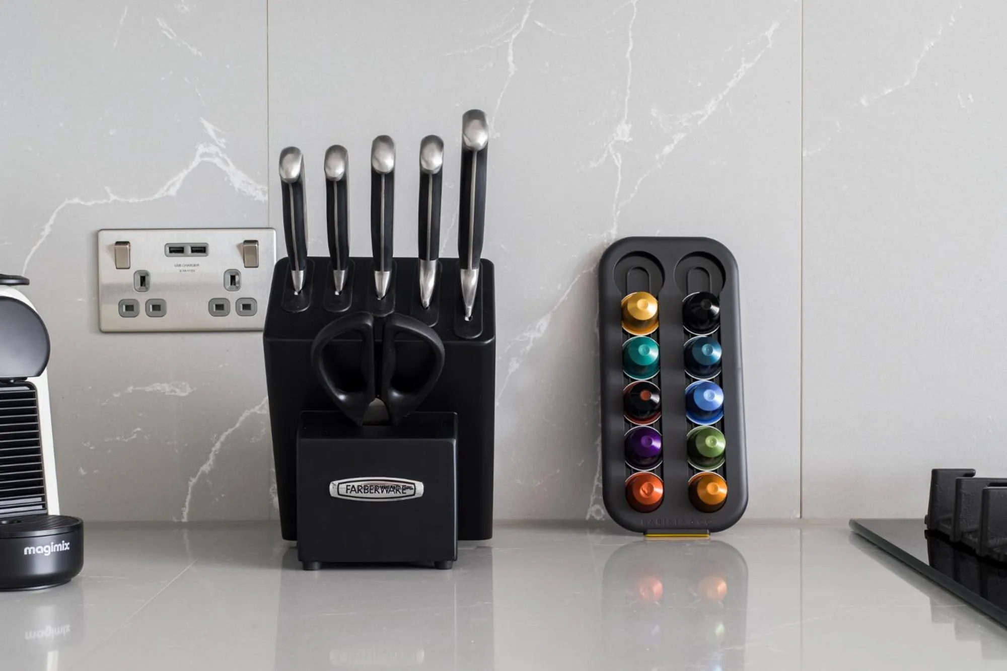 Coffee/tea facilities in Hausd - Leicester Square