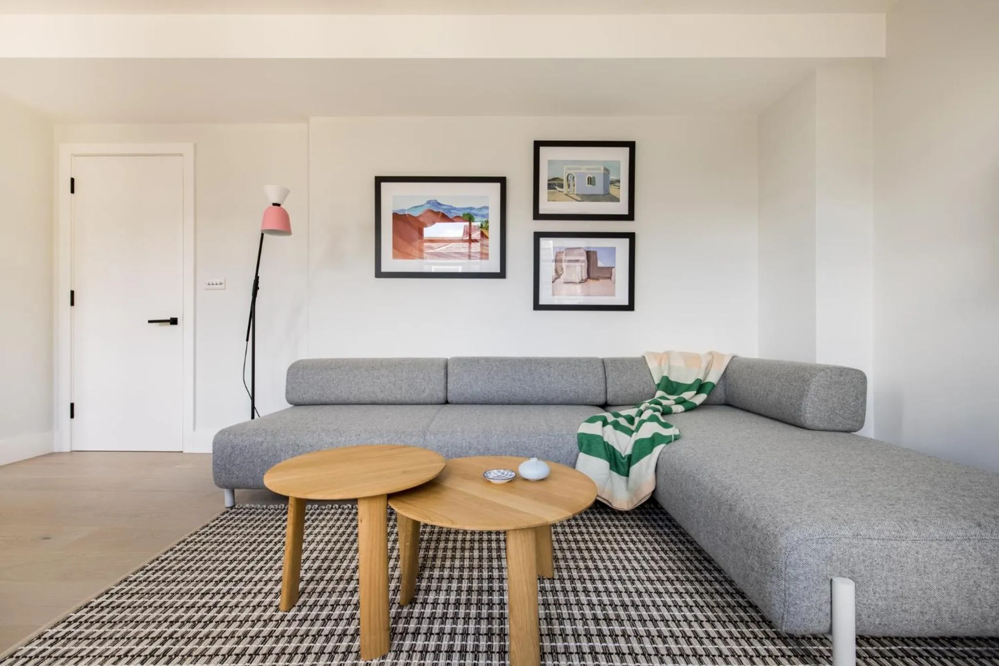 Seating area in Hausd - Leicester Square