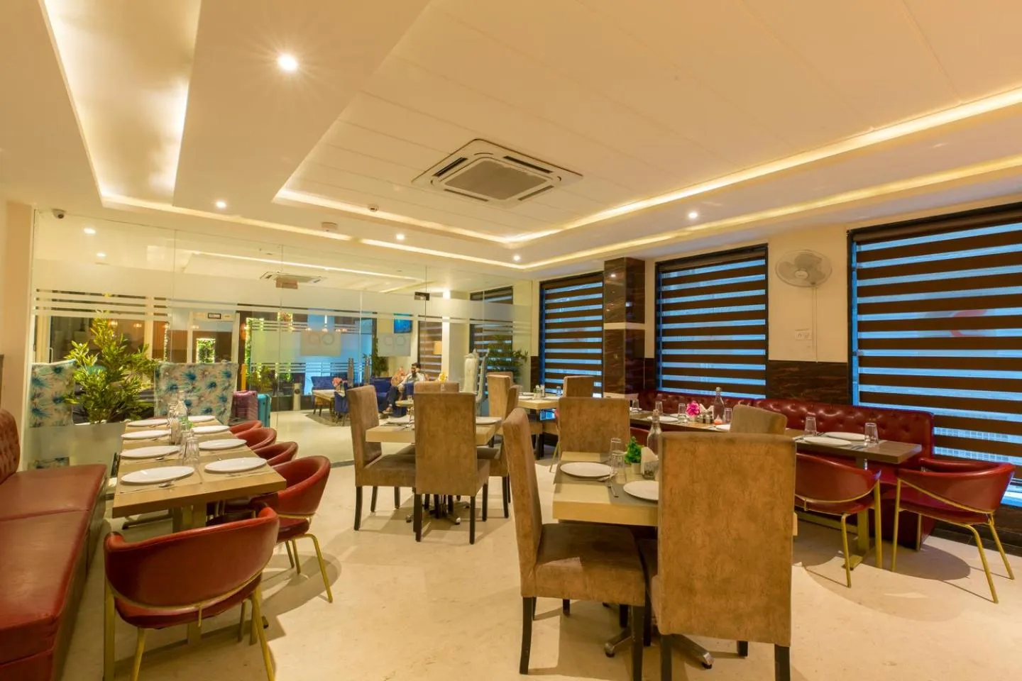 Restaurant/places to eat in The Vegas By De Pavilion, Delhi Airport