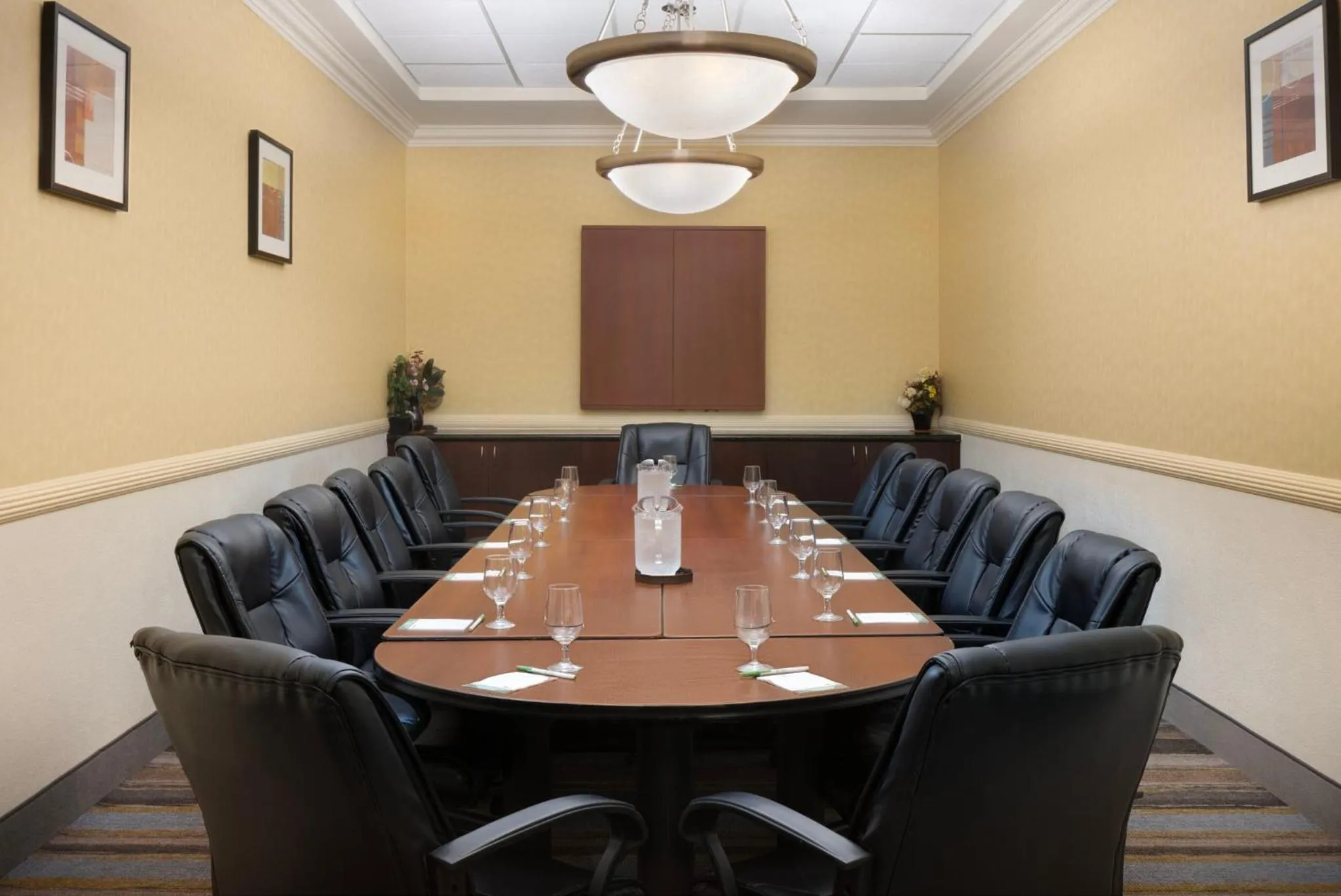 Meeting/conference room in Holiday Inn & Suites Orlando SW - Celebration Area by IHG