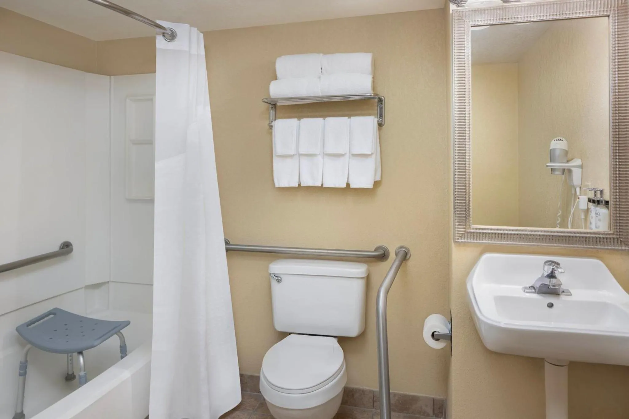 Bathroom in Holiday Inn & Suites Orlando SW - Celebration Area by IHG