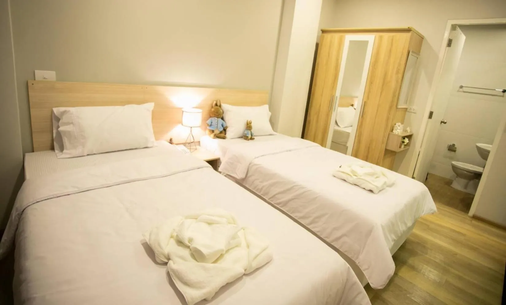 Photo of the whole room, Bed in Casa Coco Hotel