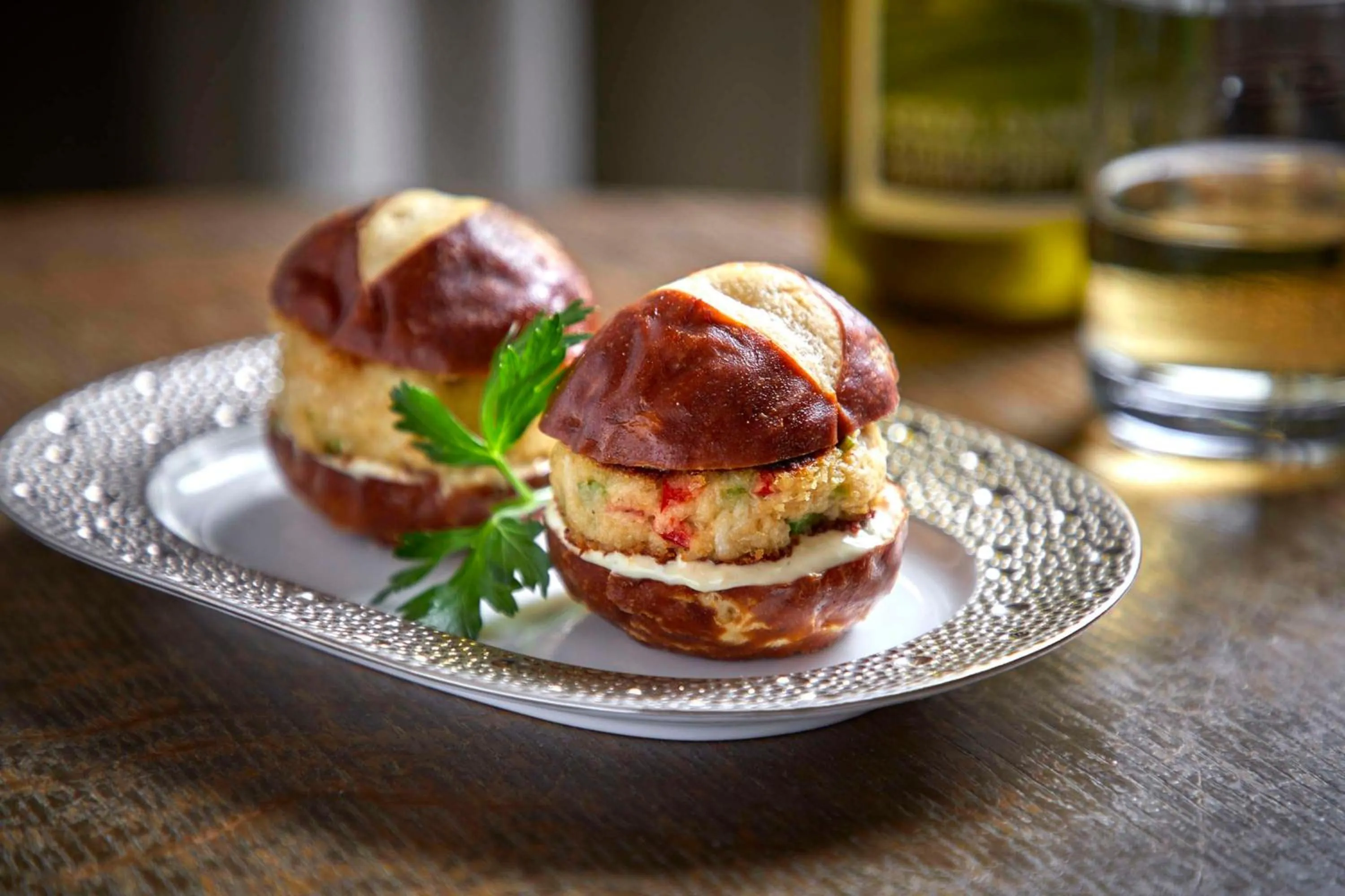 Restaurant/places to eat in Ambassador Chicago, part of JdV by Hyatt