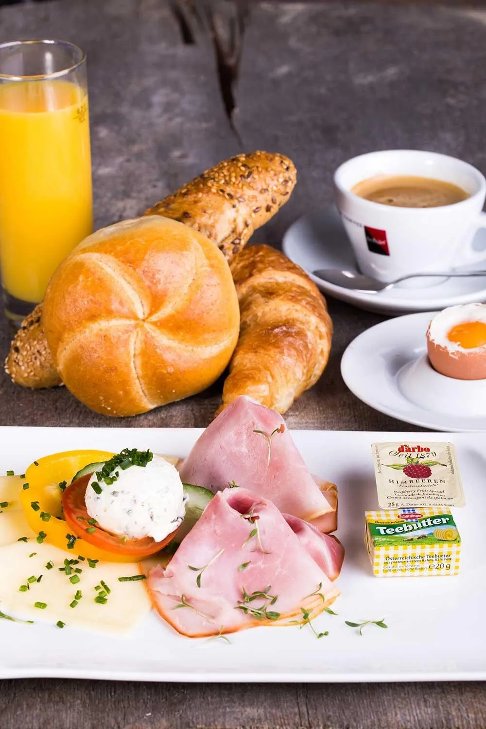 Breakfast in eee Hotel Perg