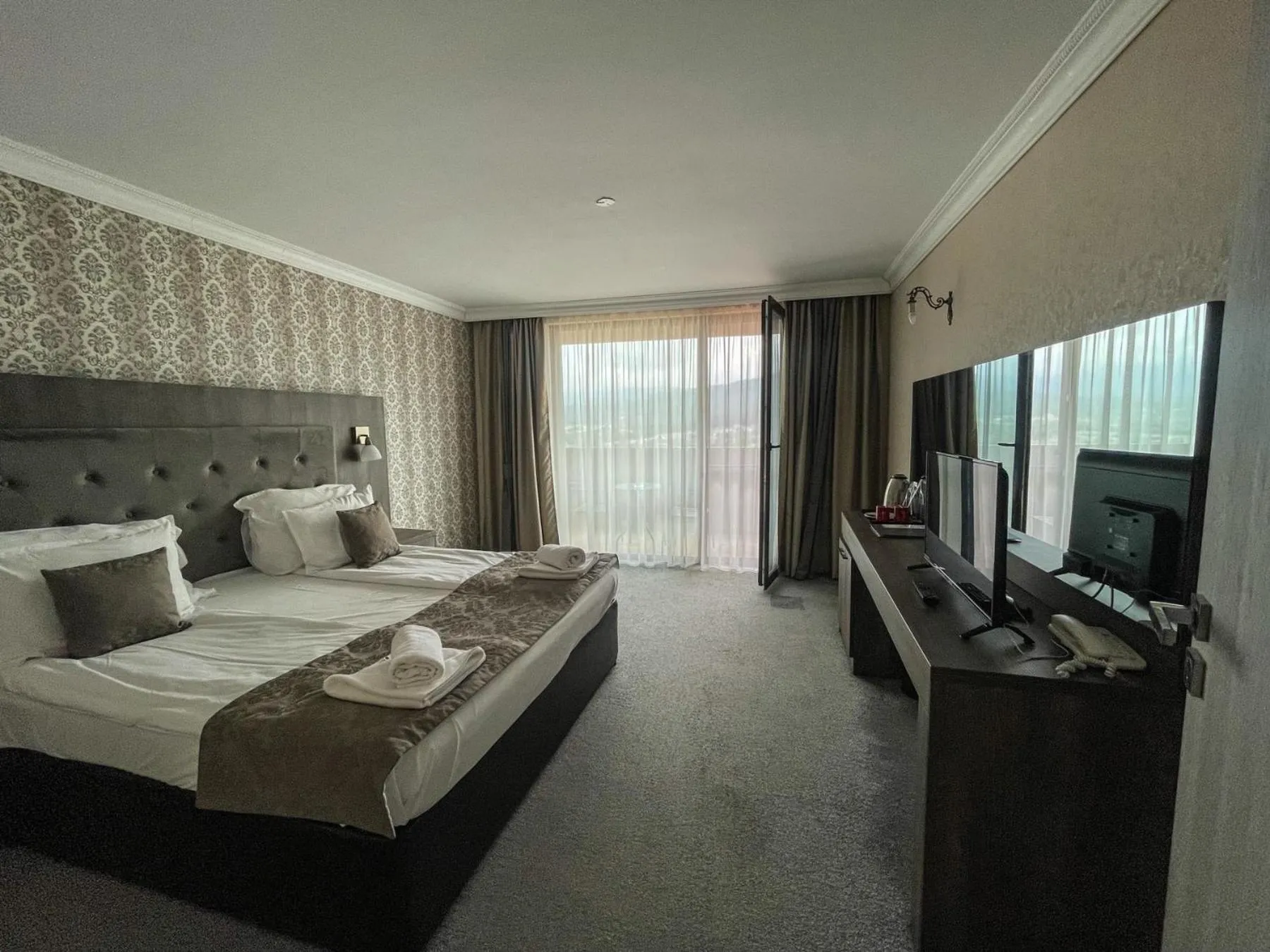 Bedroom, Bed in Katalina SPA Resort