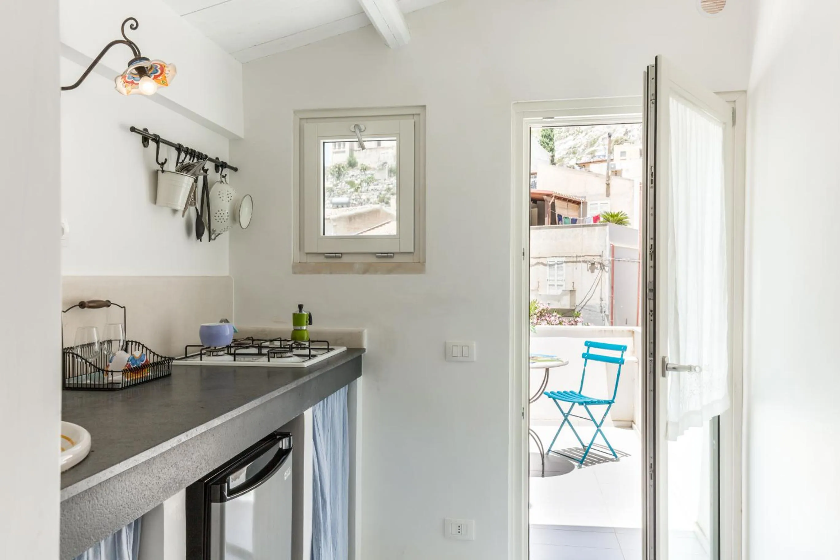 Kitchen or kitchenette in Scicli Albergo Diffuso