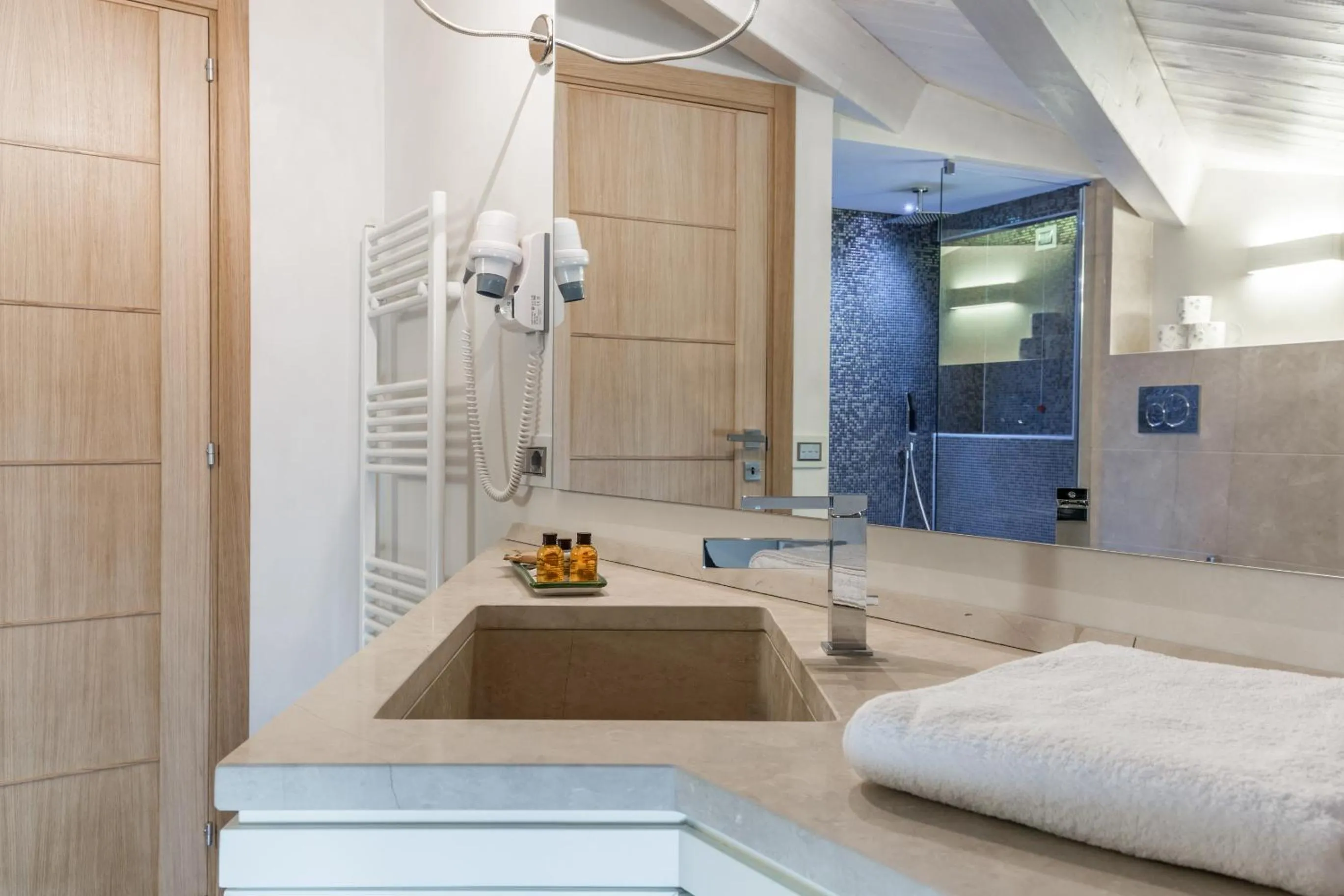 Shower in Scicli Albergo Diffuso