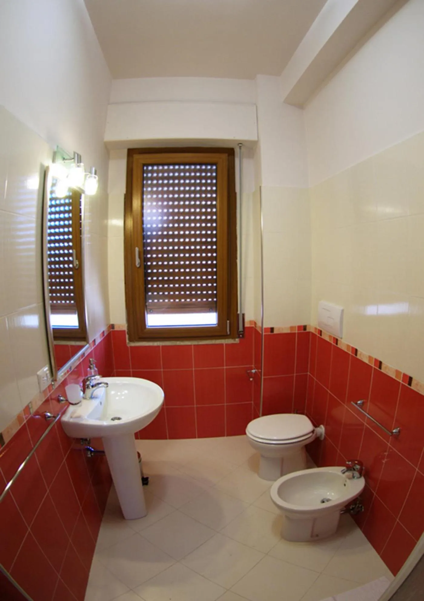 Toilet in Santa Caterina