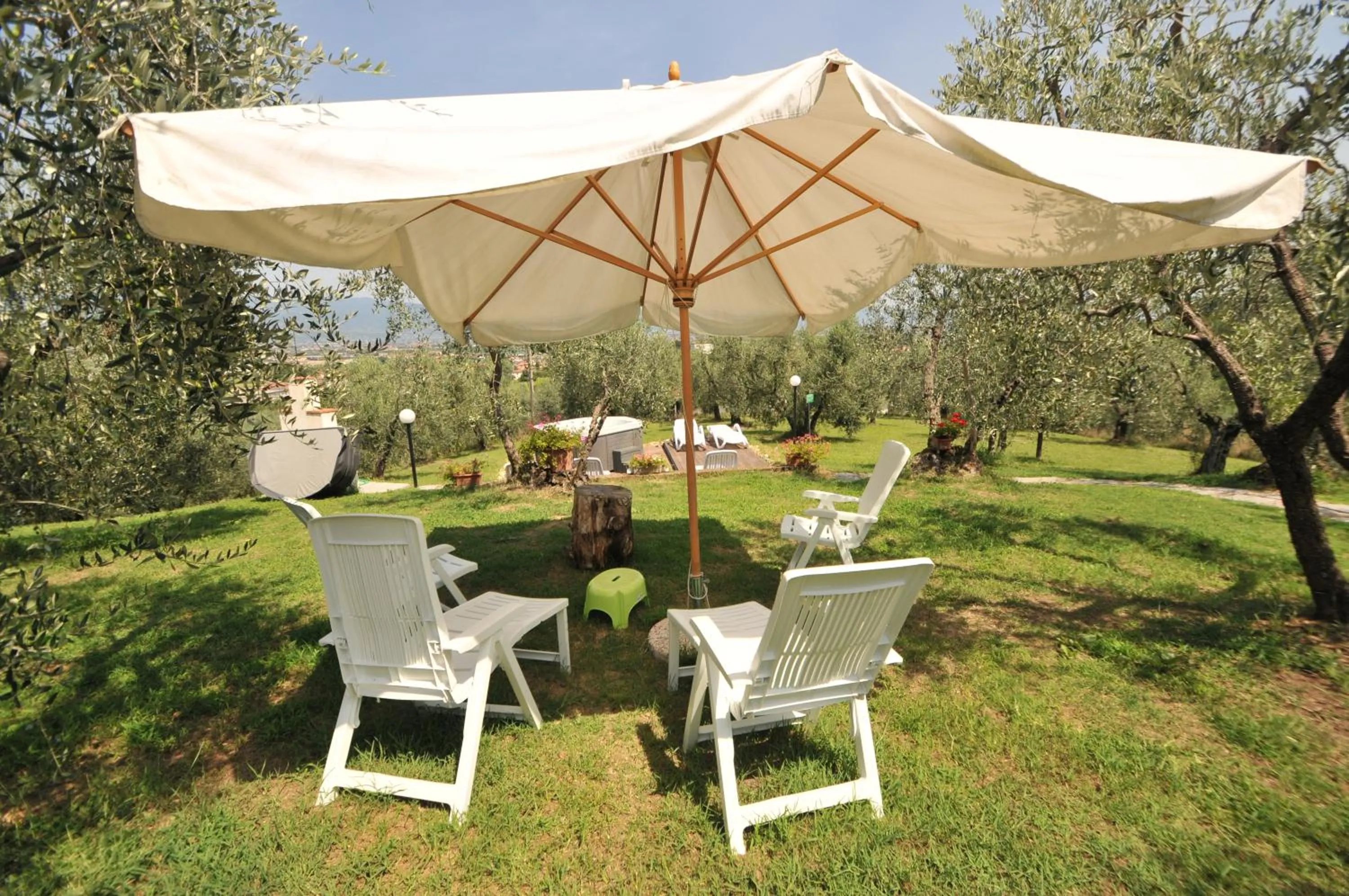 Garden in Olivia B&B and Apartment