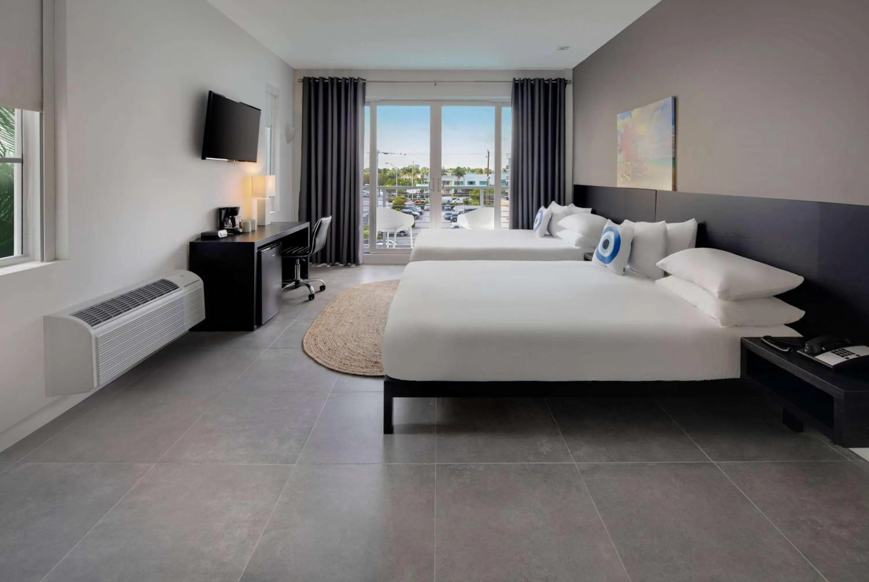 Photo of the whole room, Bed in MB Hotel, Trademark Collection by Wyndham