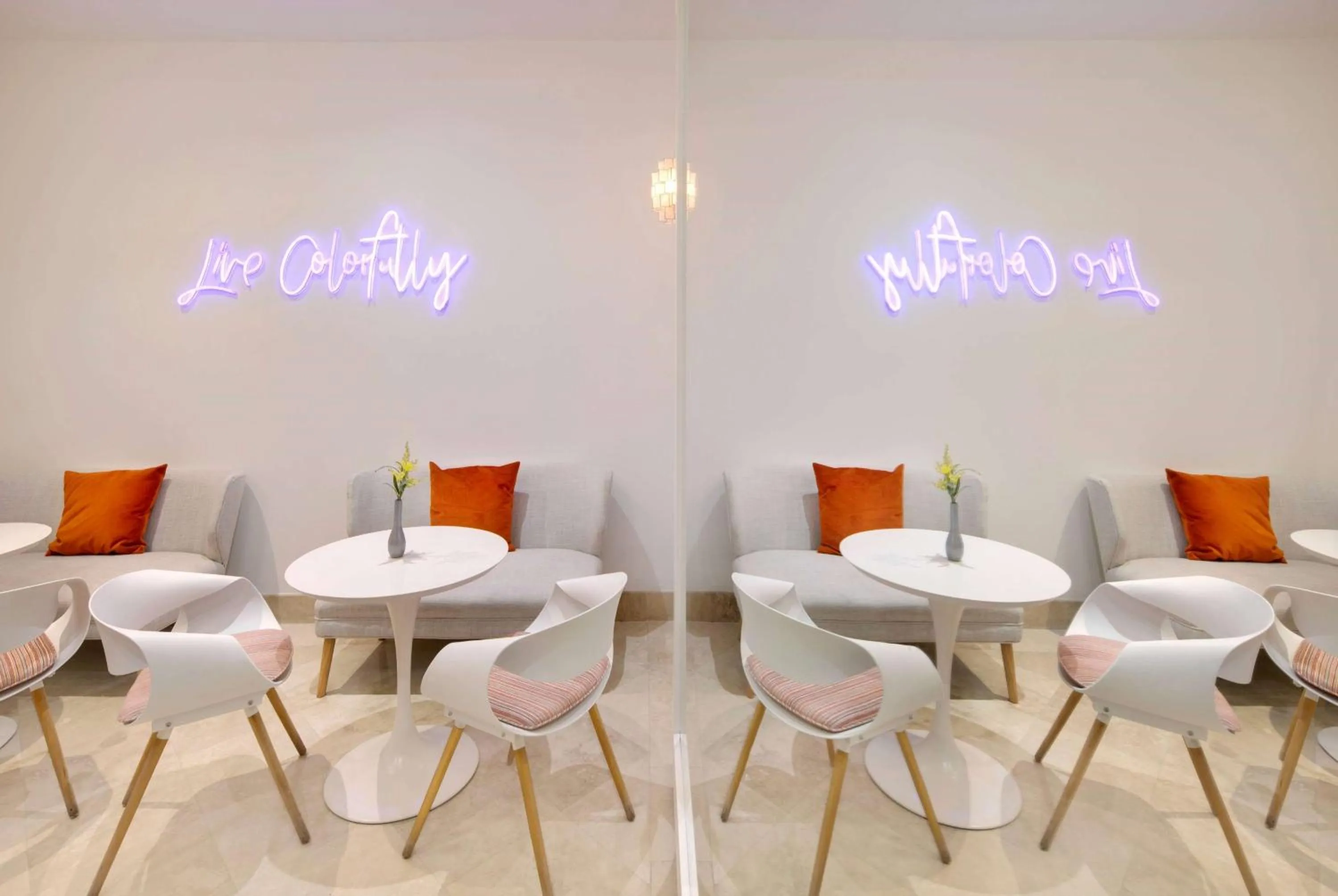 Lobby or reception in MB Hotel, Trademark Collection by Wyndham