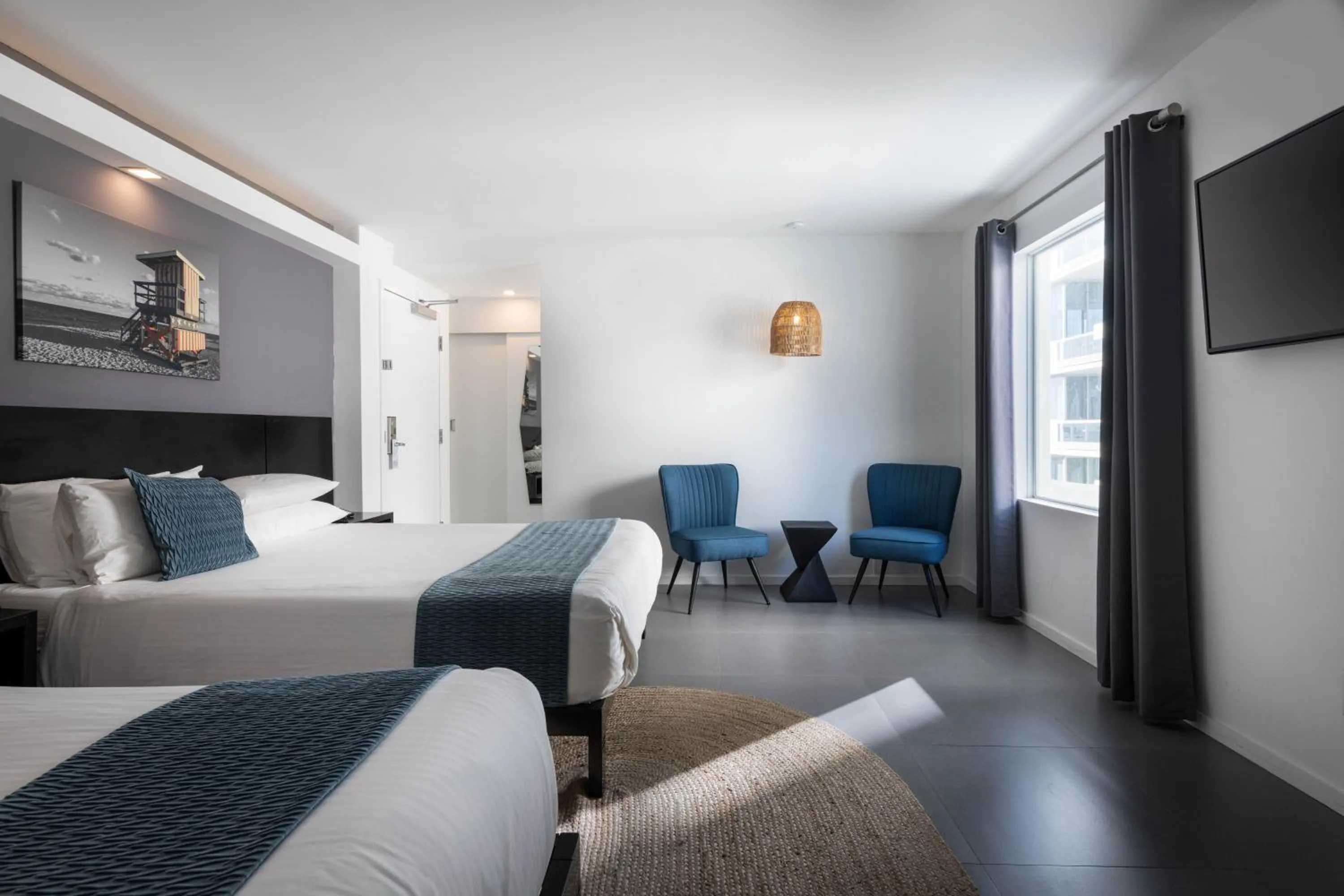 Seating area, Bed in MB Hotel, Trademark Collection by Wyndham